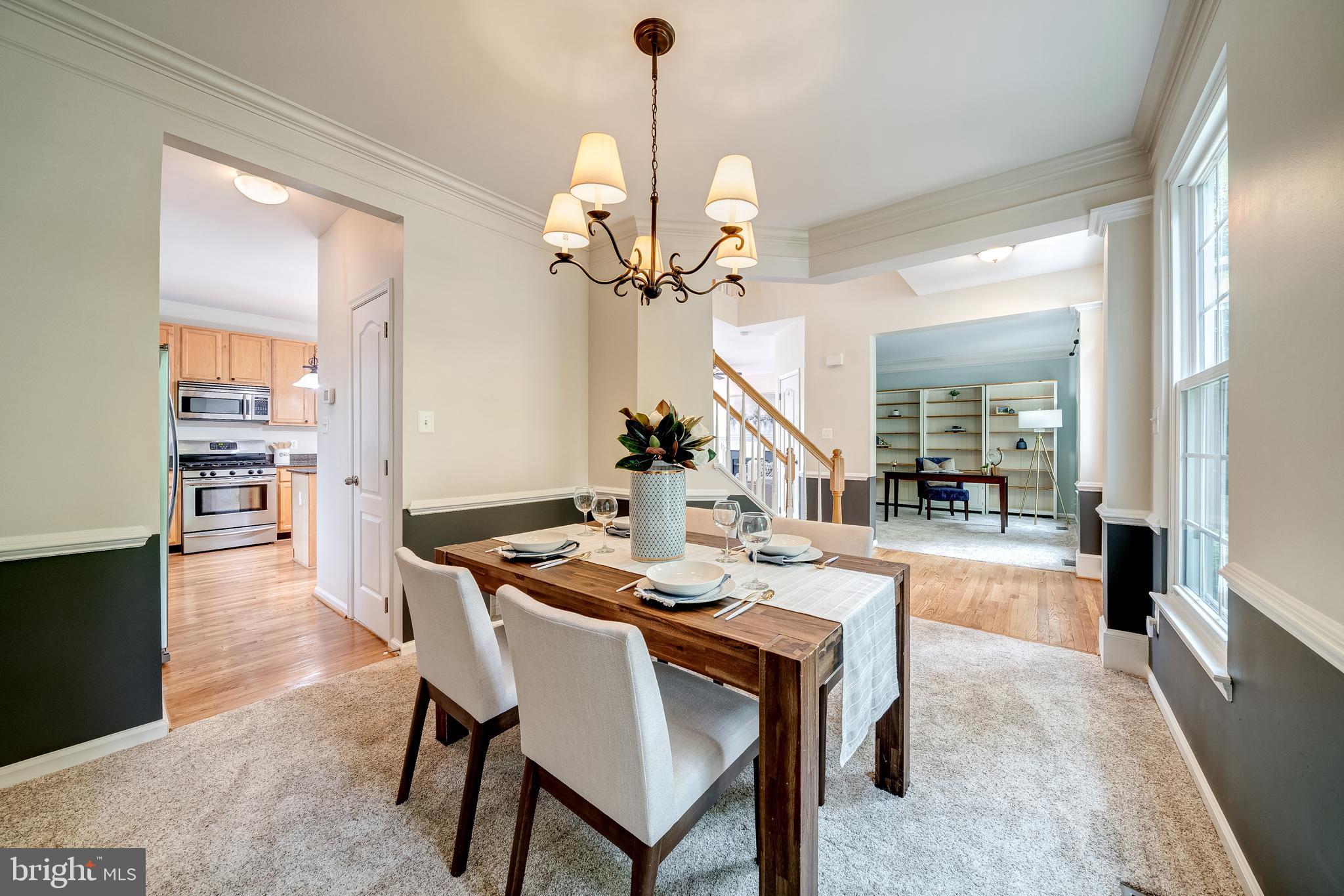 SOUTH RIDING - Residential