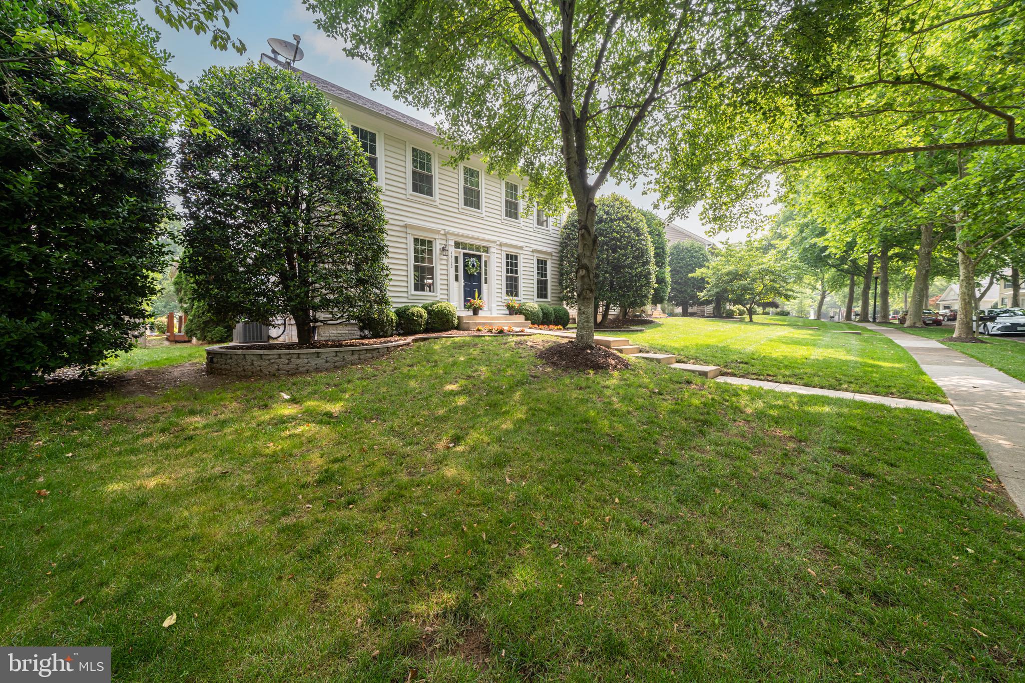 SOUTH RIDING - Residential