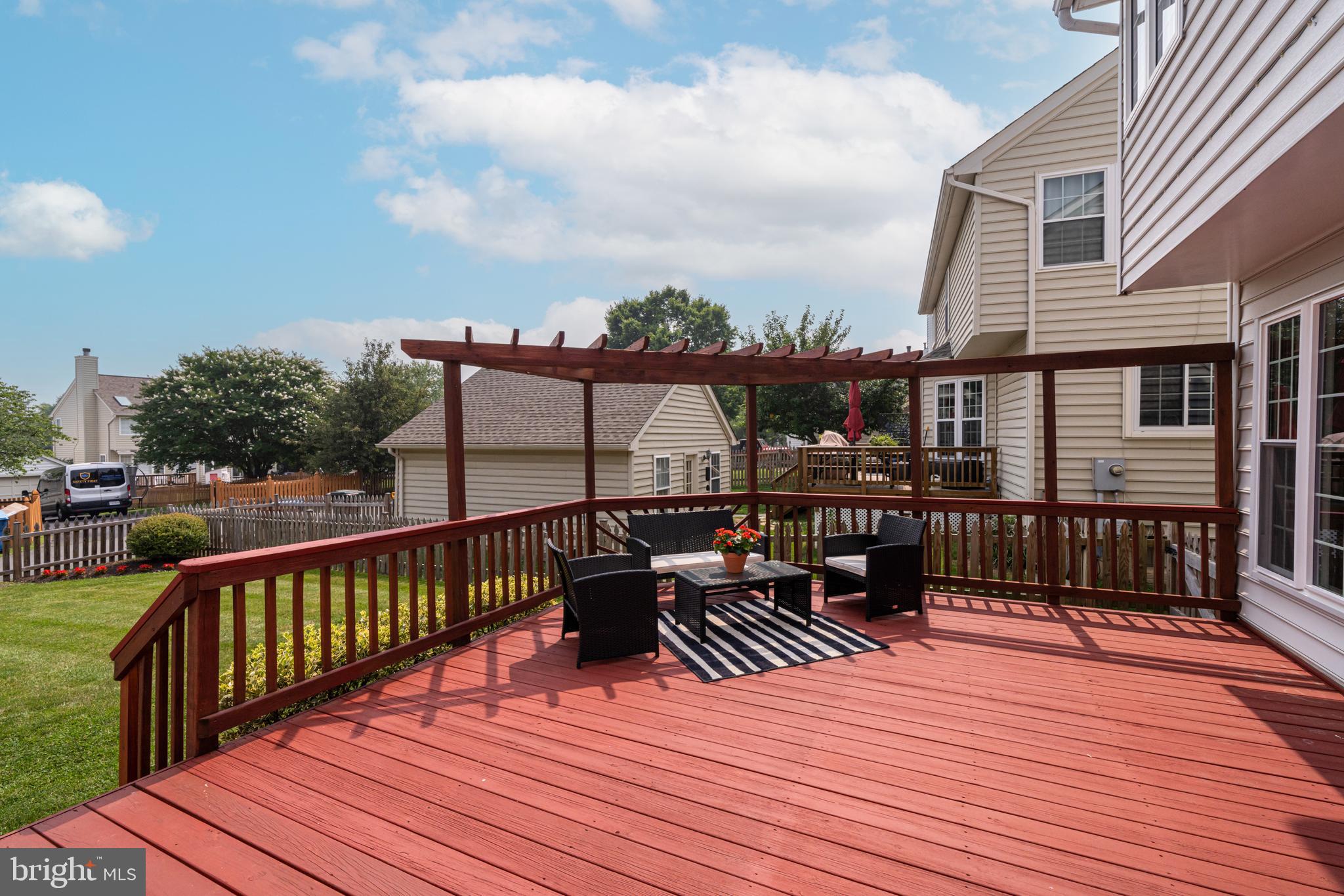 SOUTH RIDING - Residential