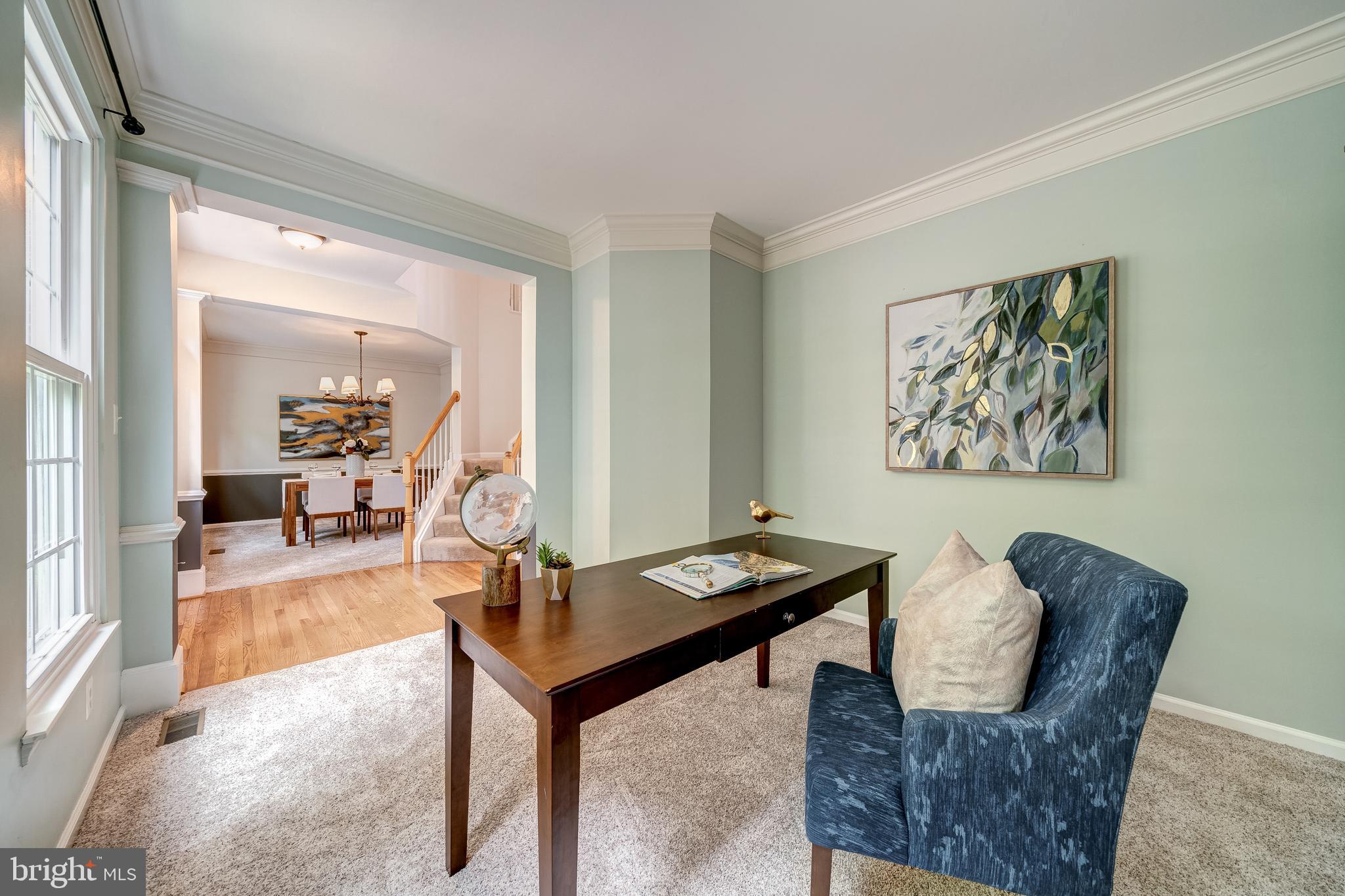 SOUTH RIDING - Residential