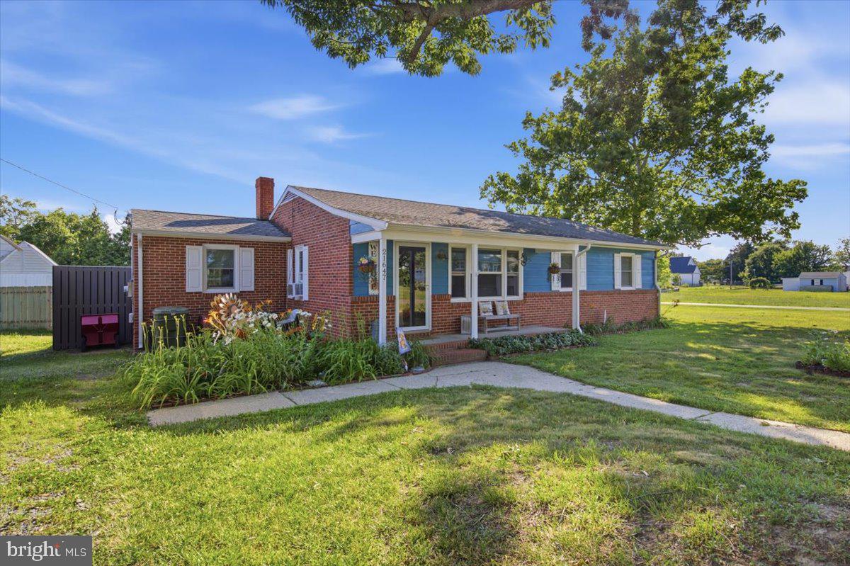 21647 CAMPER CIRCLE