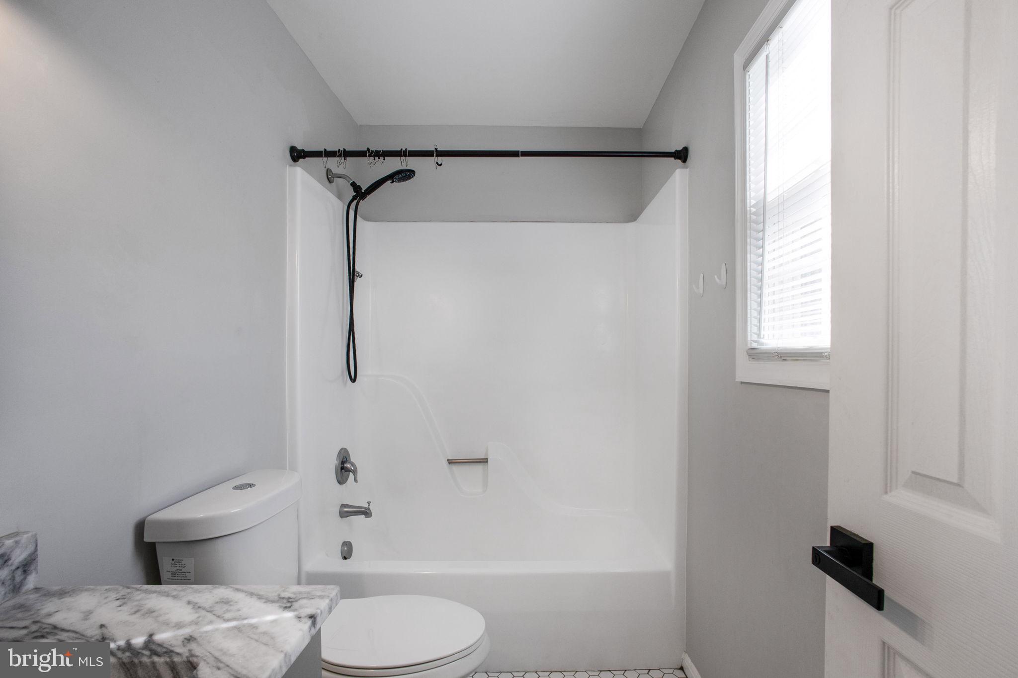 AVALON SHORES - Residential