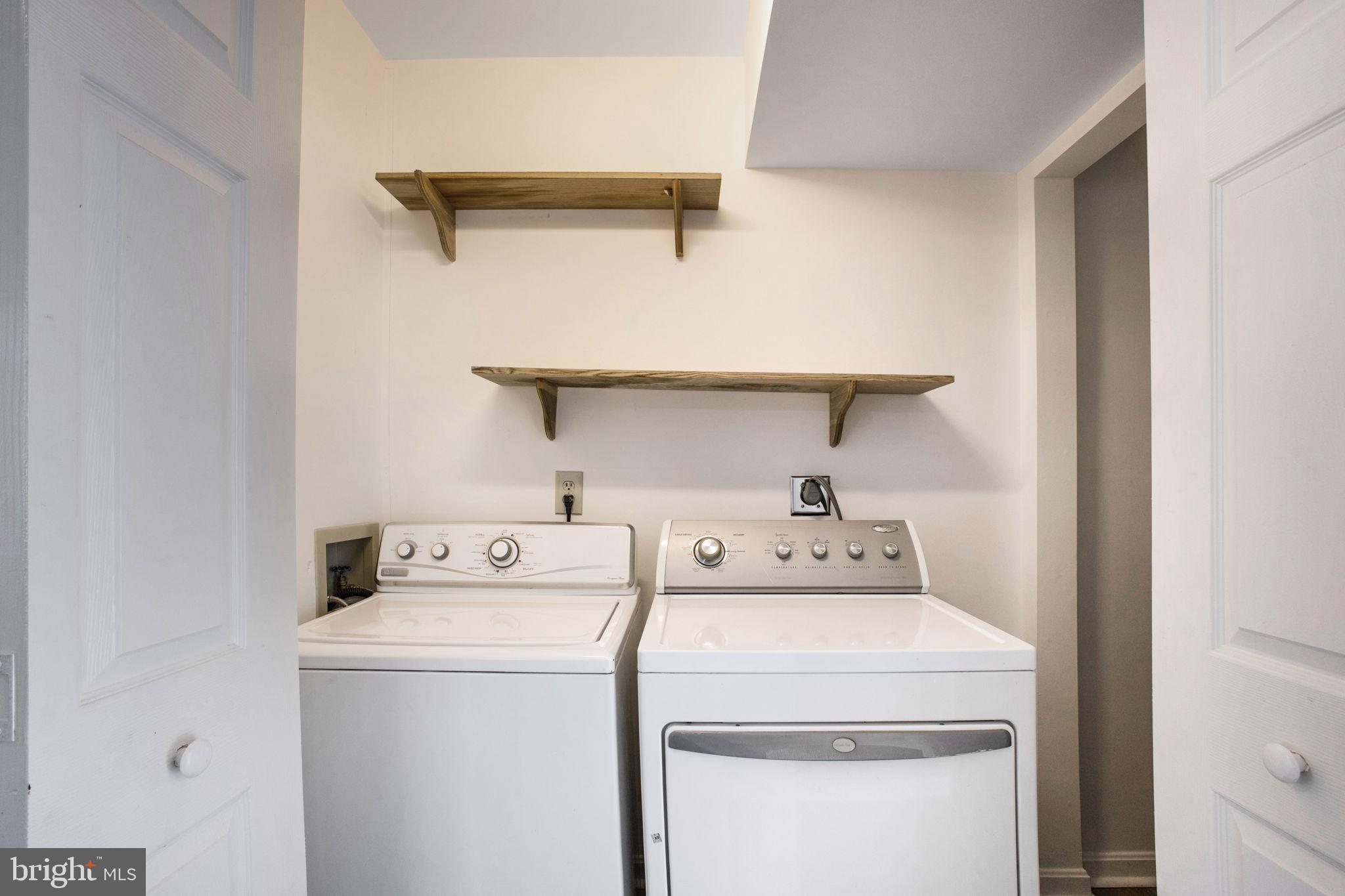 AVALON SHORES - Residential