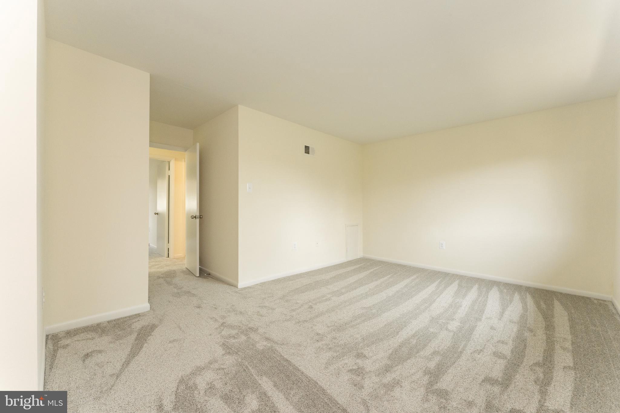 PINEWOOD LAWNS - Residential