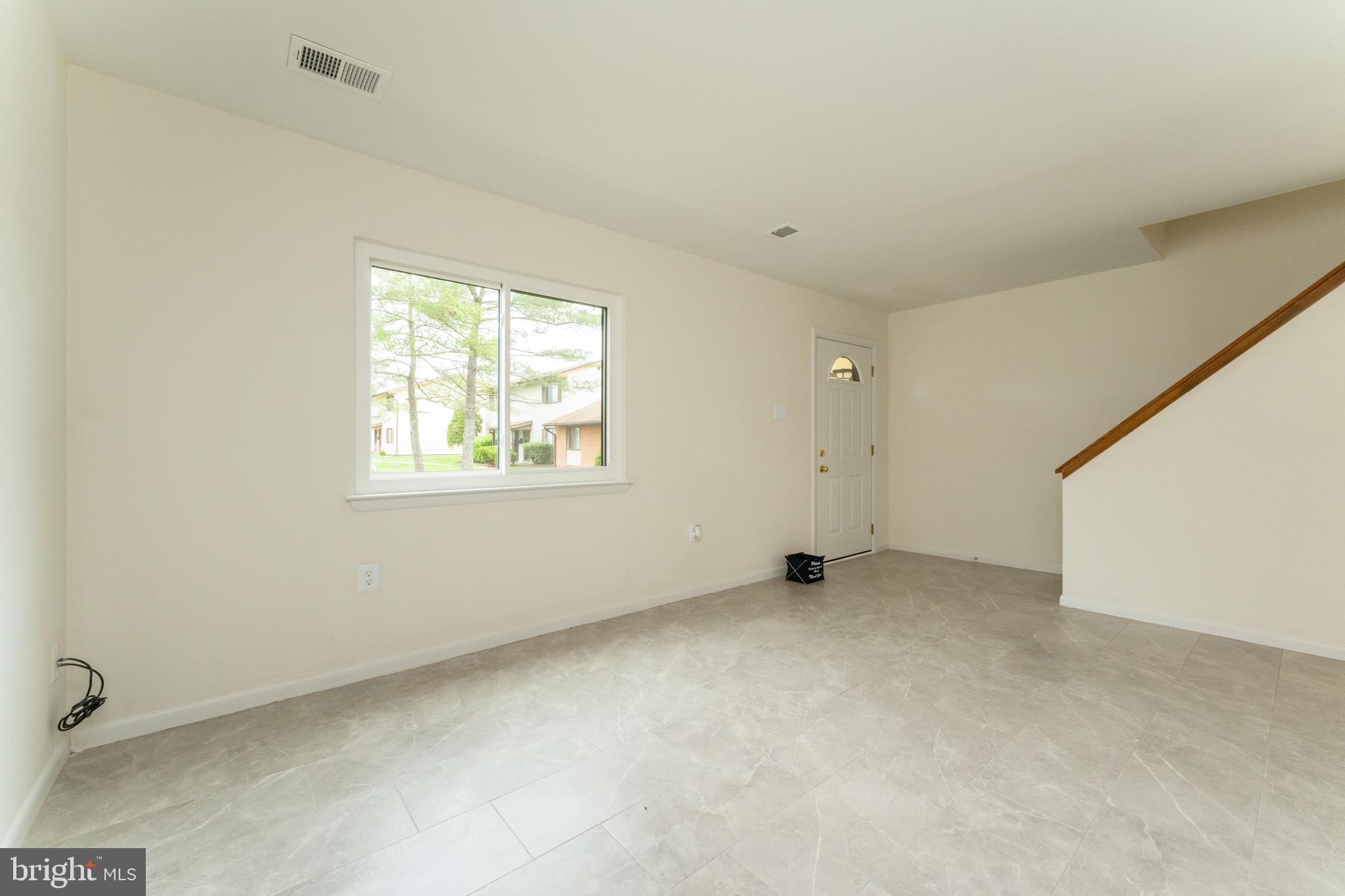 PINEWOOD LAWNS - Residential