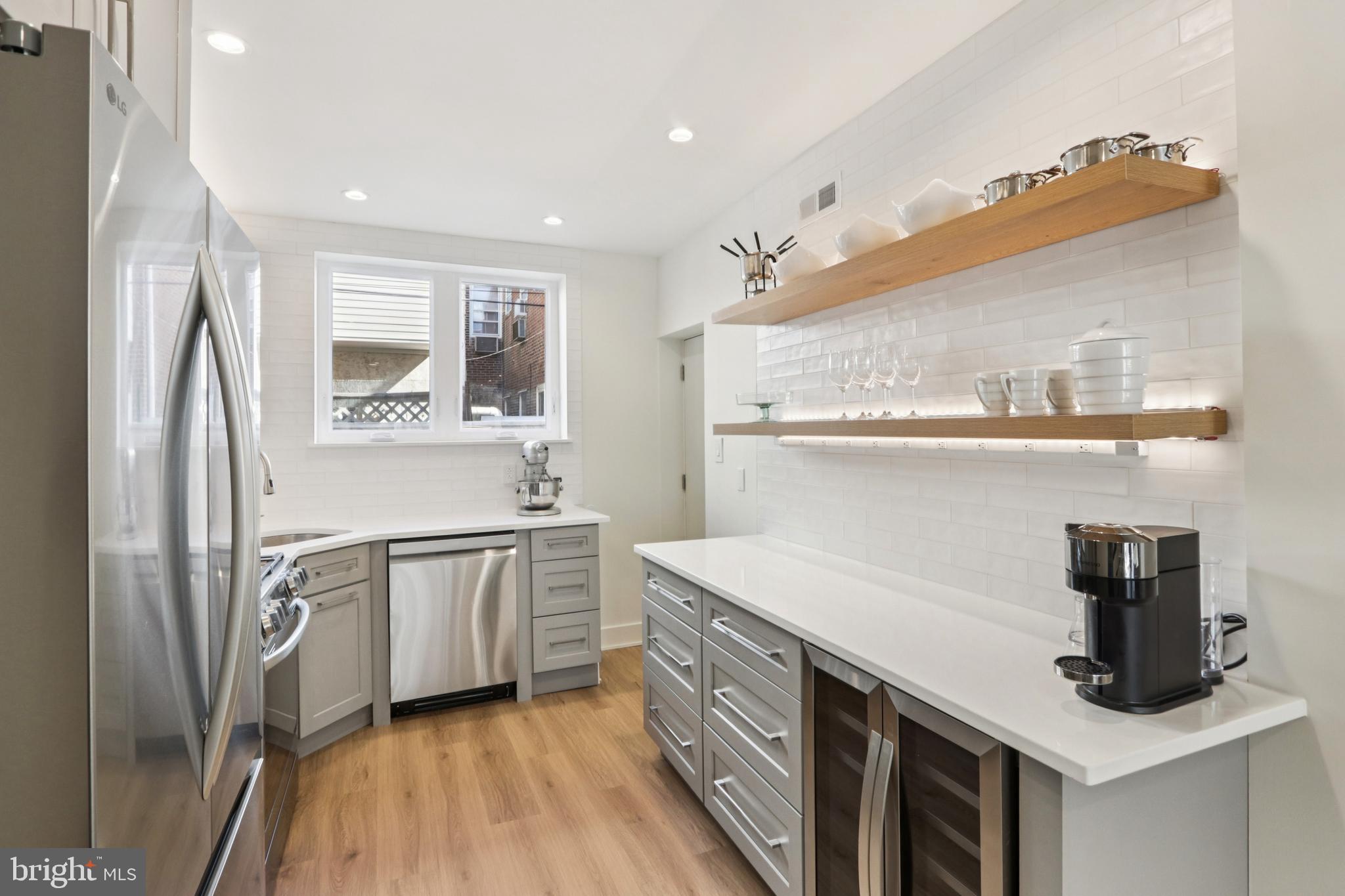 PASSYUNK SQUARE - Residential