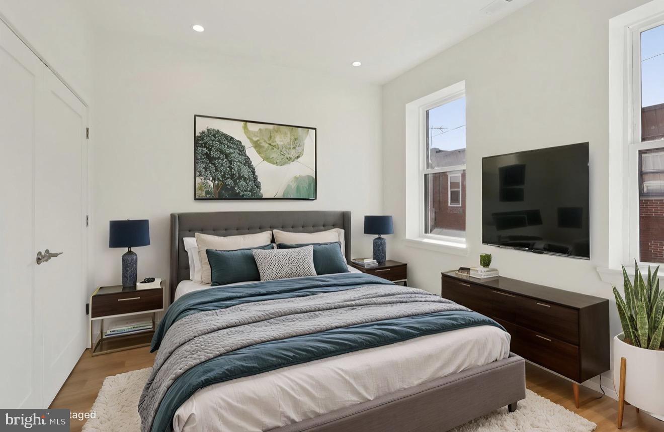 PASSYUNK SQUARE - Residential