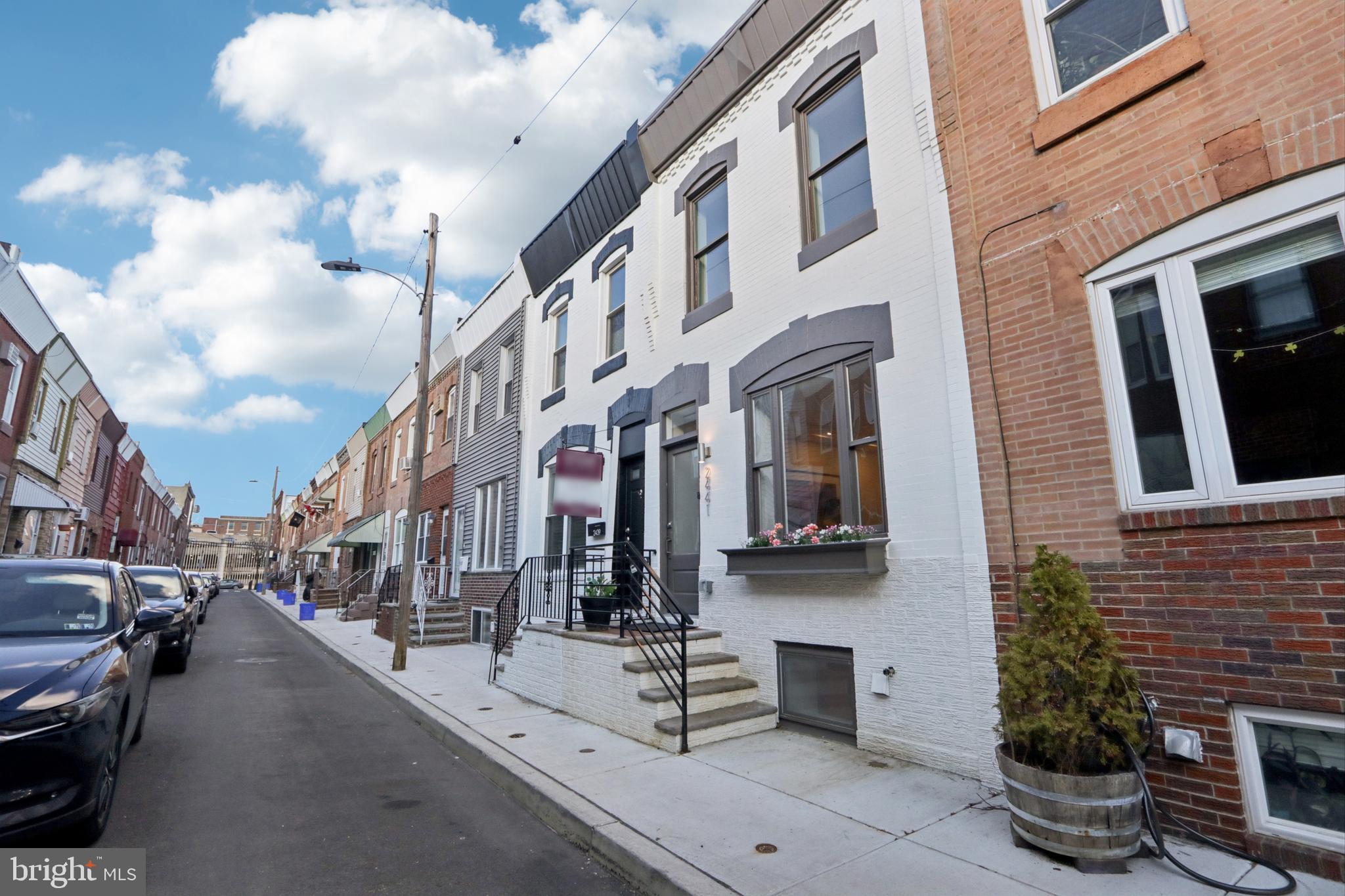 PASSYUNK SQUARE - Residential