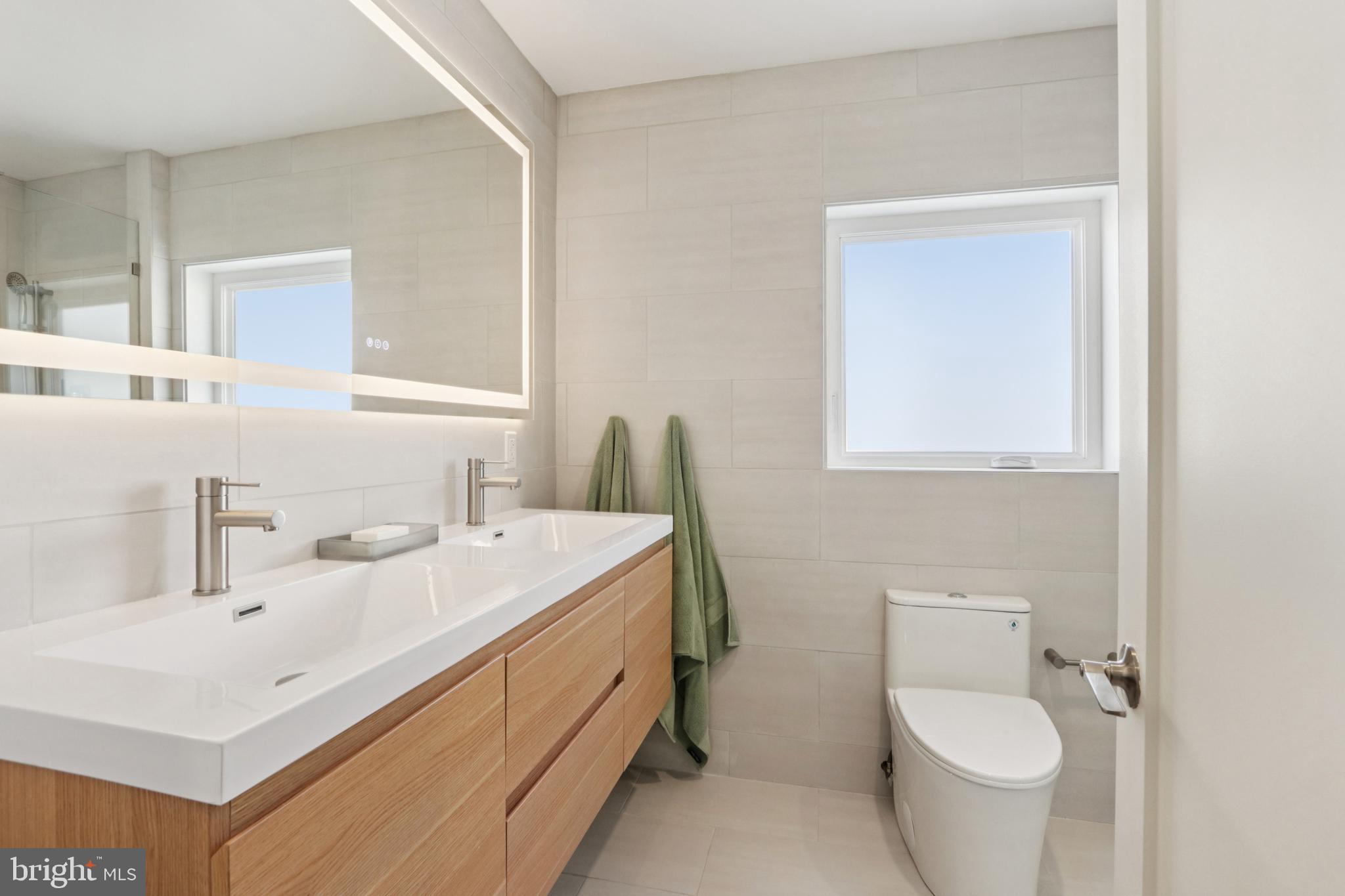 PASSYUNK SQUARE - Residential