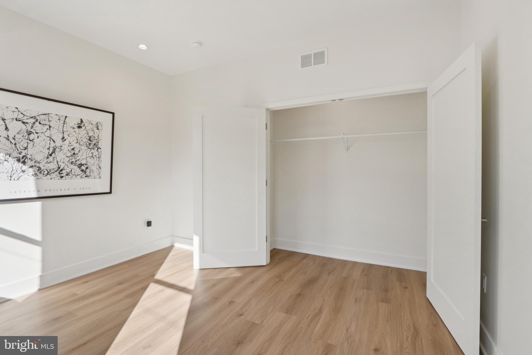 PASSYUNK SQUARE - Residential