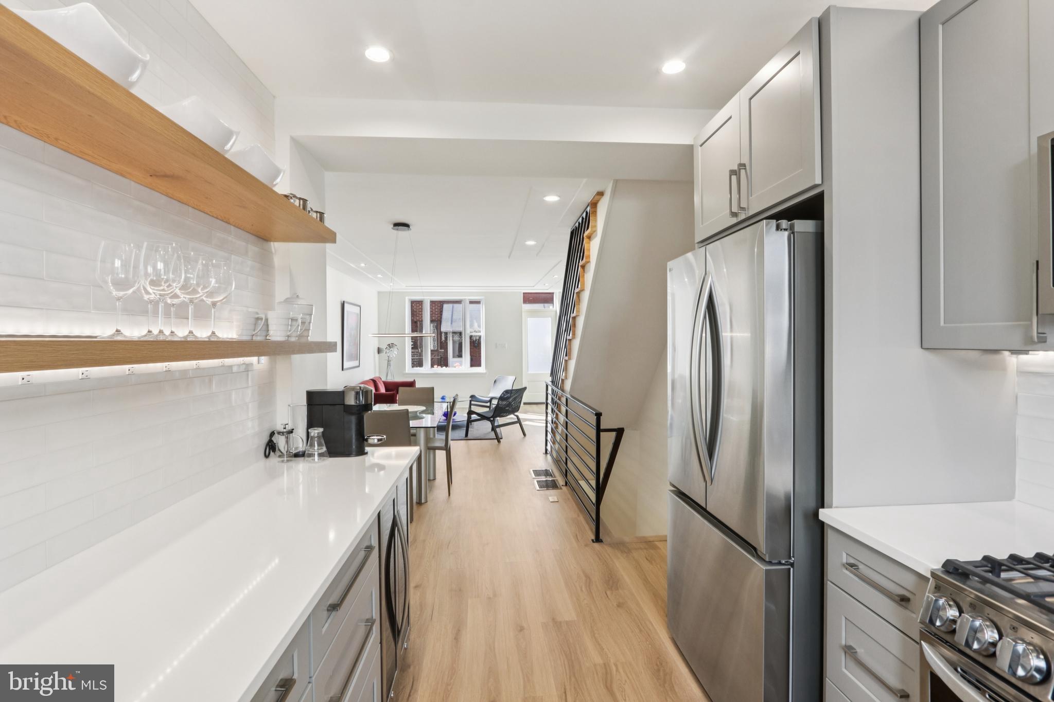 PASSYUNK SQUARE - Residential