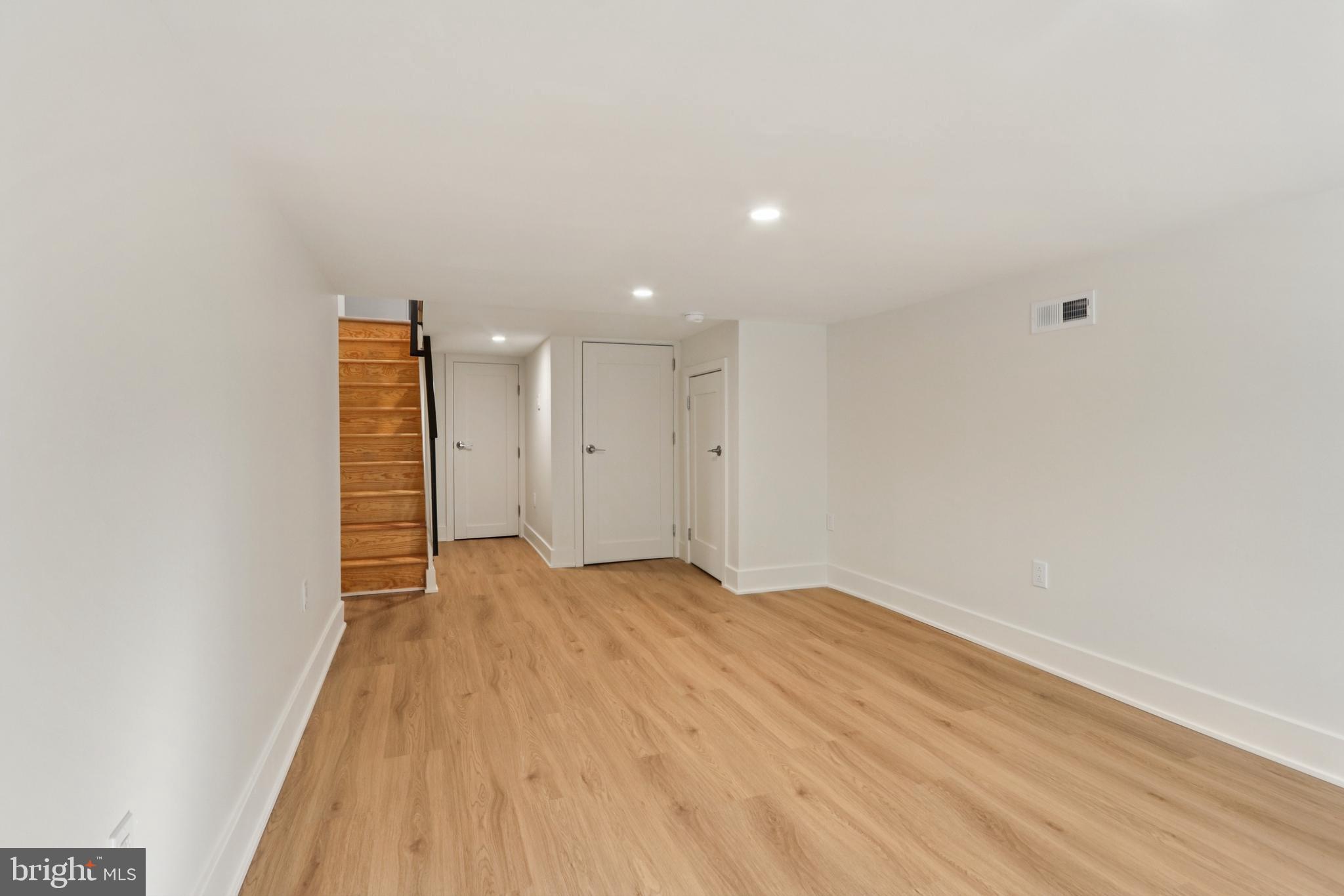 PASSYUNK SQUARE - Residential