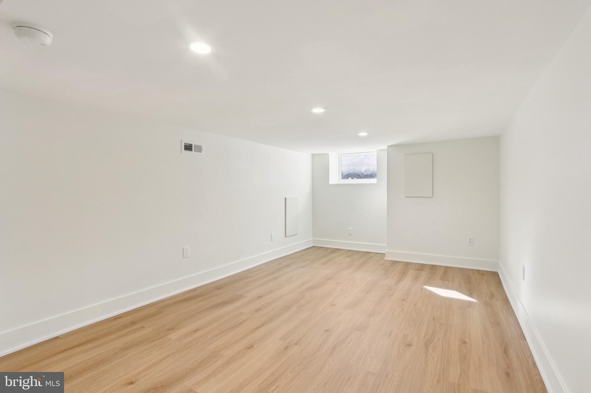 PASSYUNK SQUARE - Residential