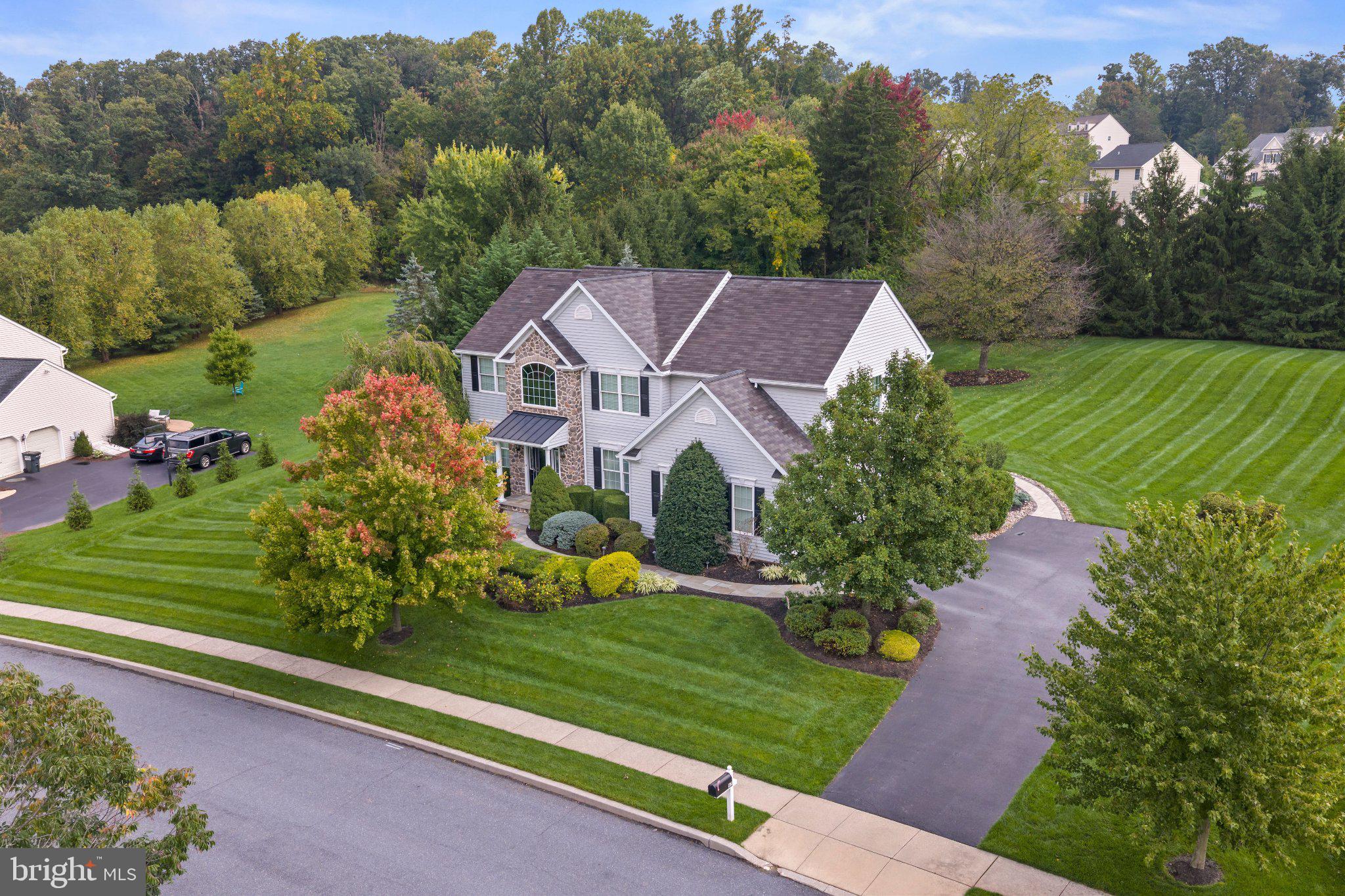 97 CAERNARVON DRIVE