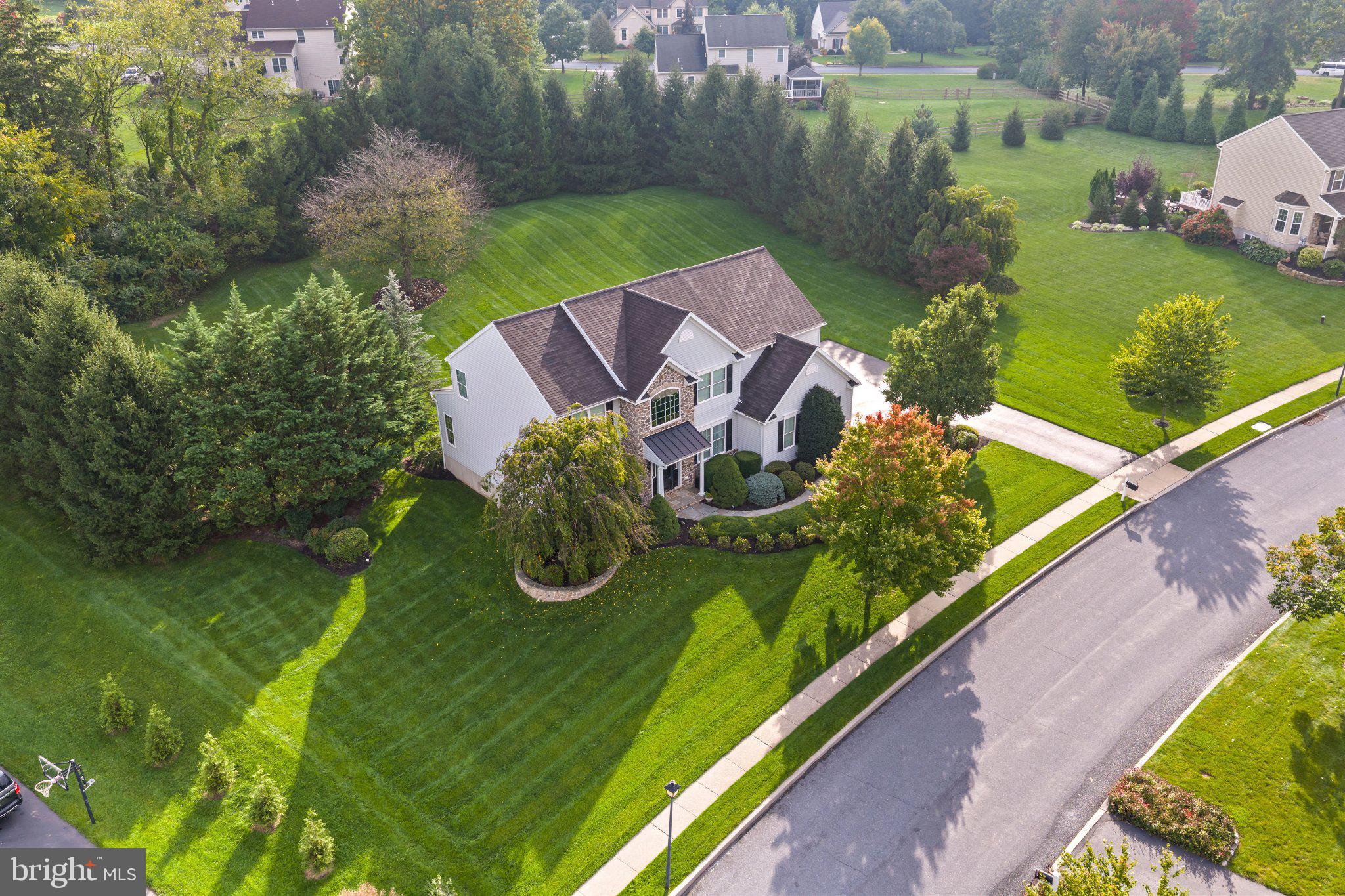 97 CAERNARVON DRIVE