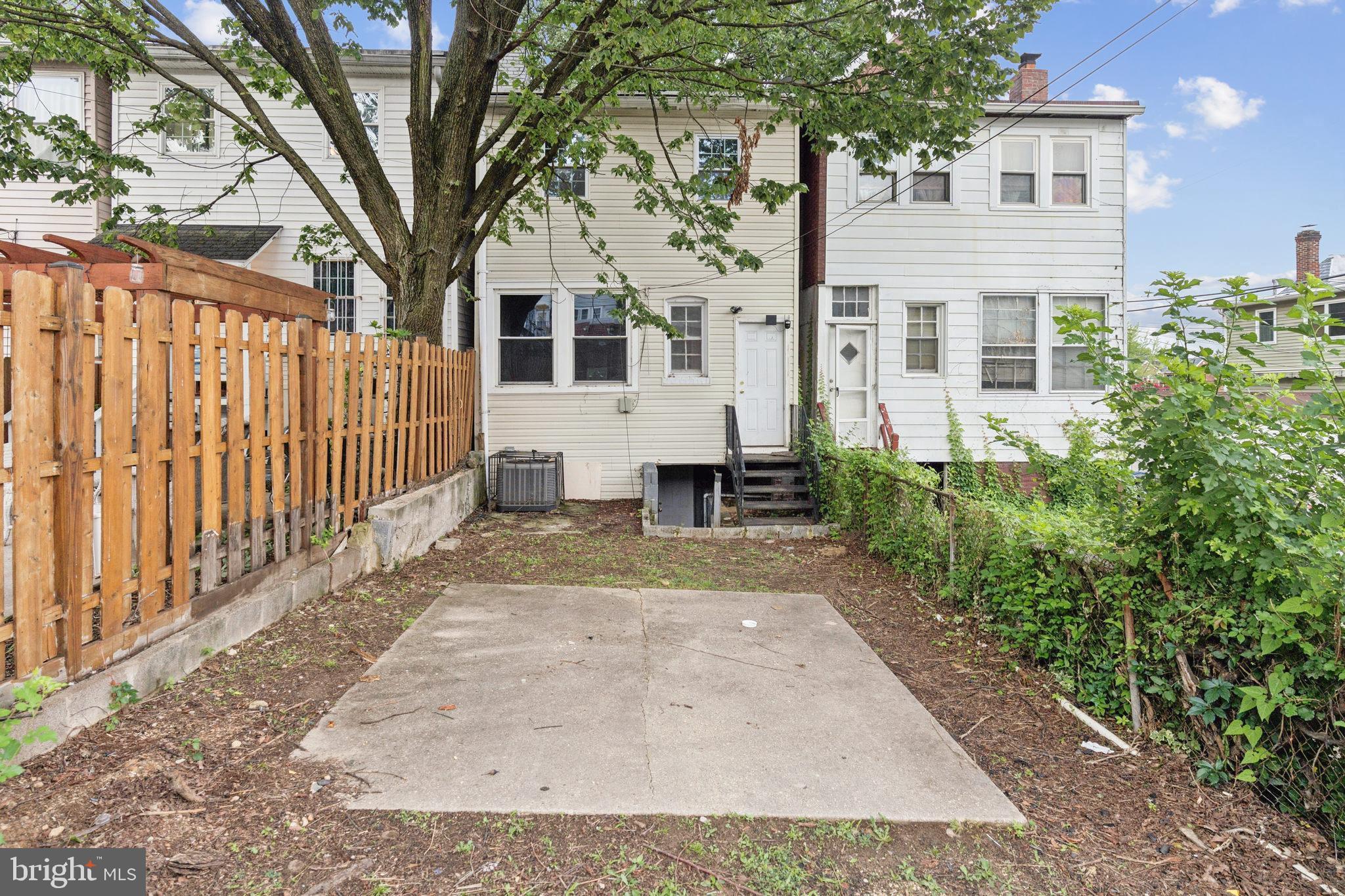 133 LONGFELLOW STREET NW