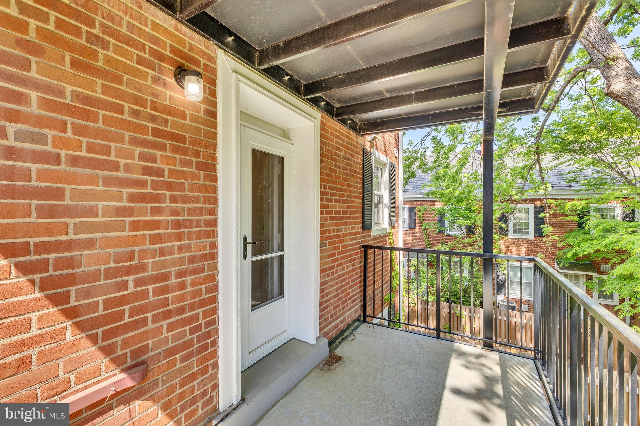 FAIRLINGTON VILLAGES - Residential Lease