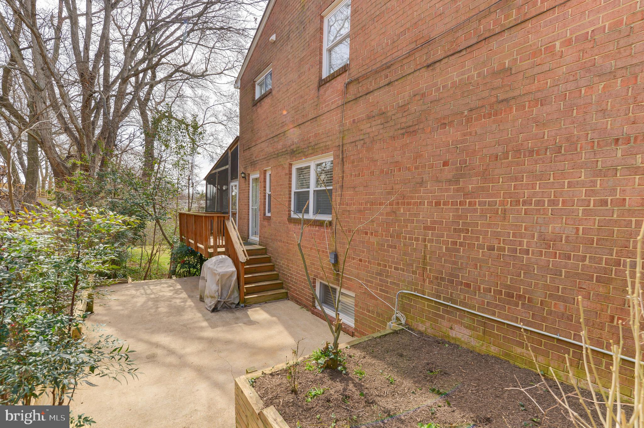 DUKE GARDENS - Residential