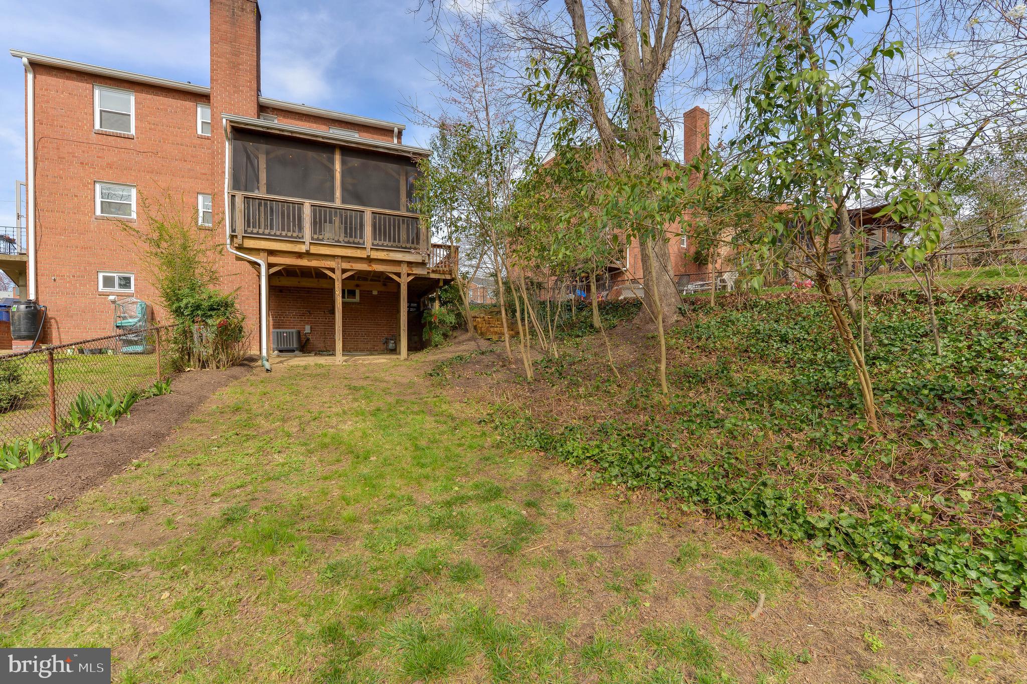 DUKE GARDENS - Residential