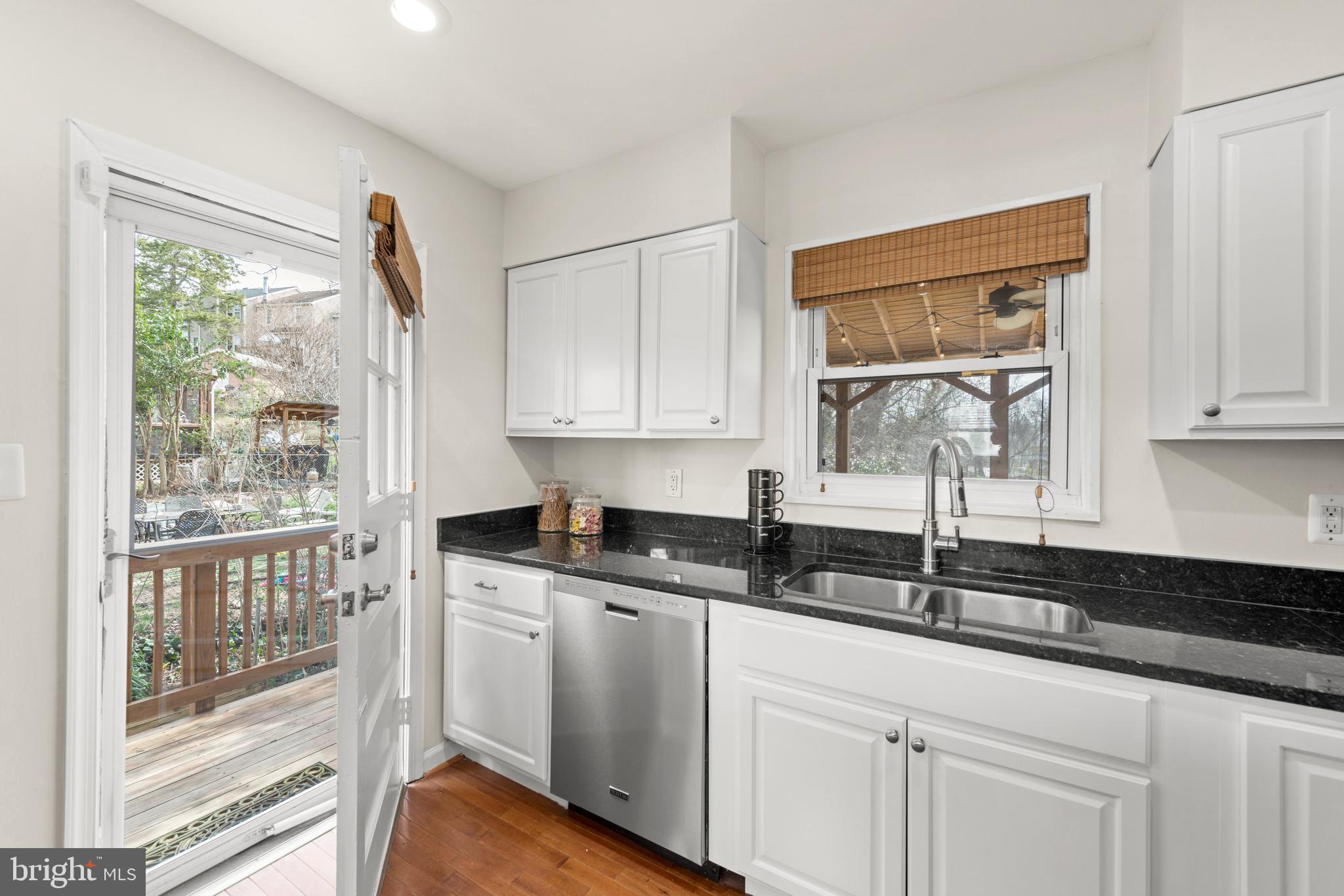 DUKE GARDENS - Residential