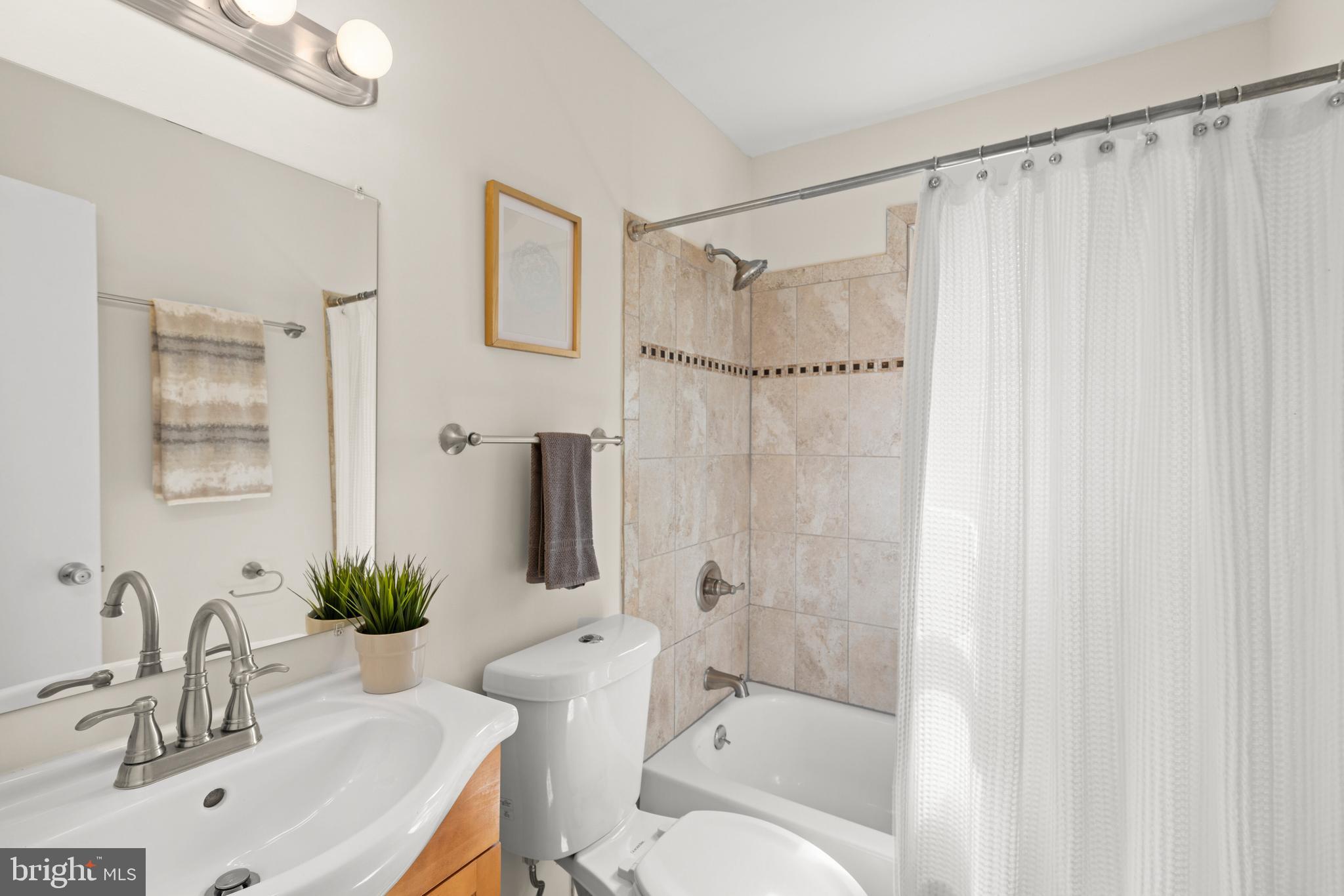 DUKE GARDENS - Residential