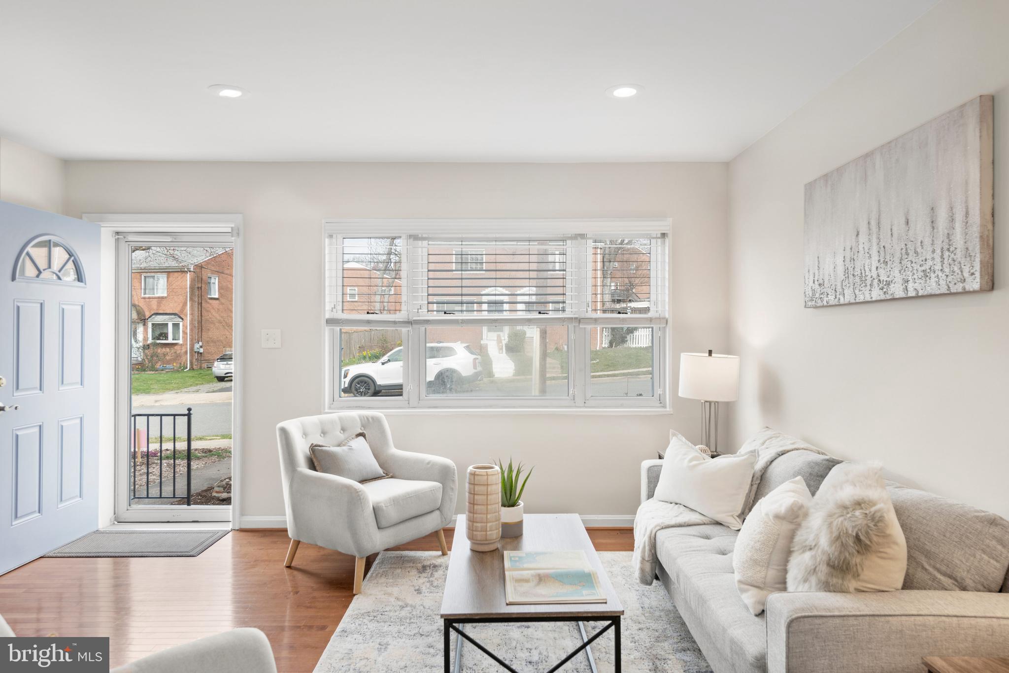 DUKE GARDENS - Residential