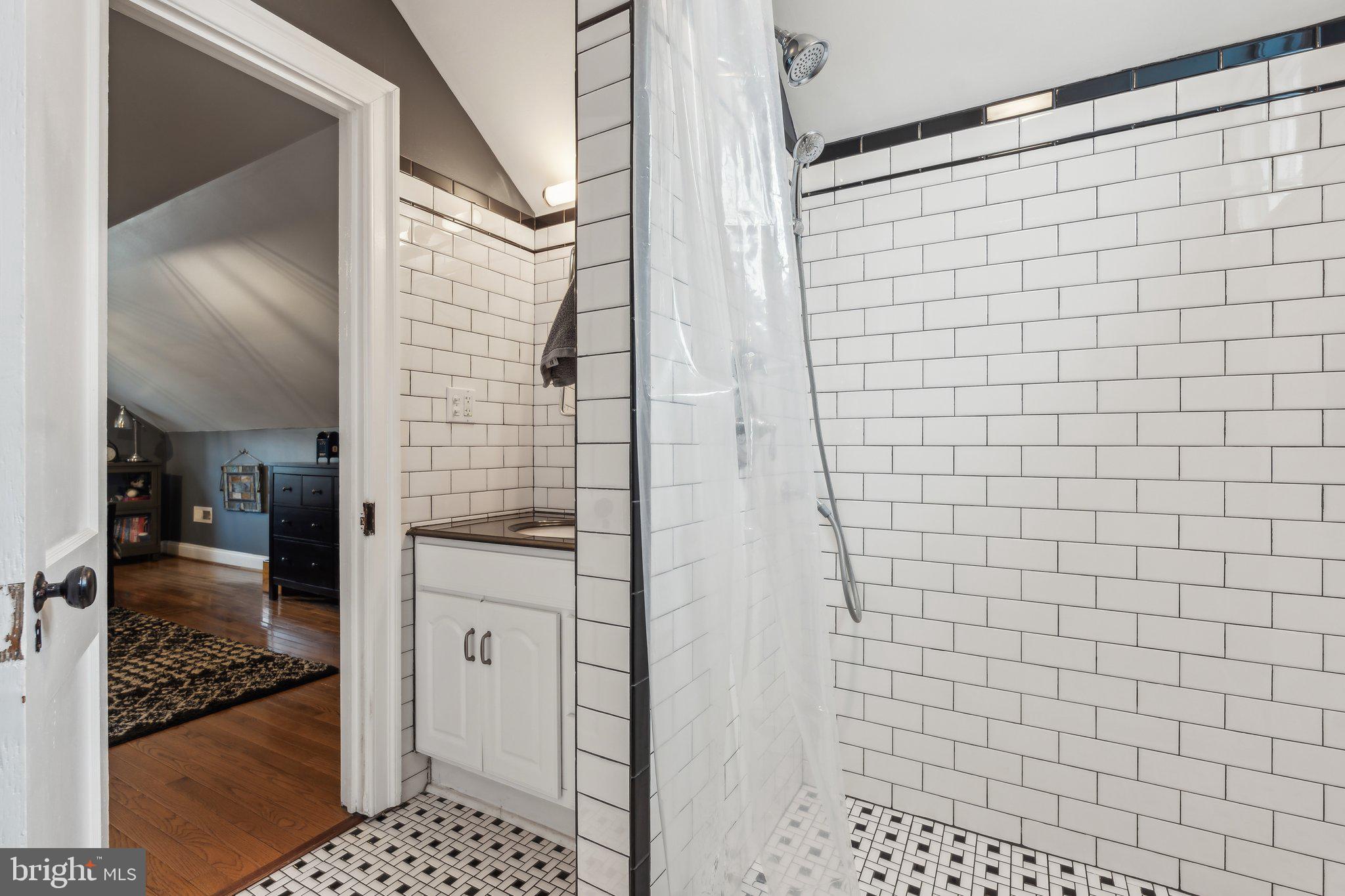 SYLVANIA HEIGHTS - Residential