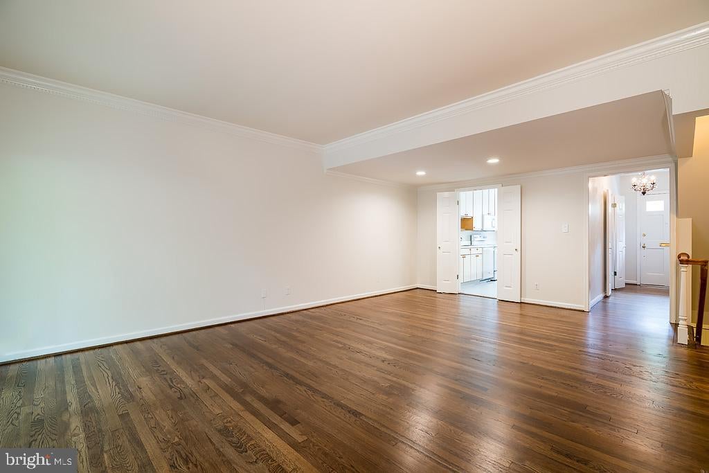 3500 HAMLET PLACE 702
