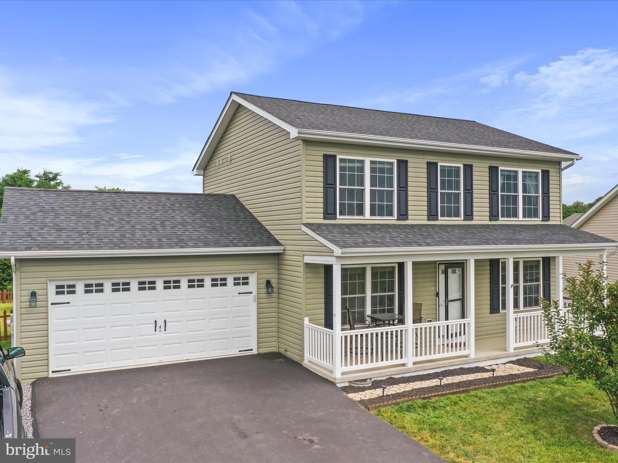 PEBBLE RIDGE - Residential