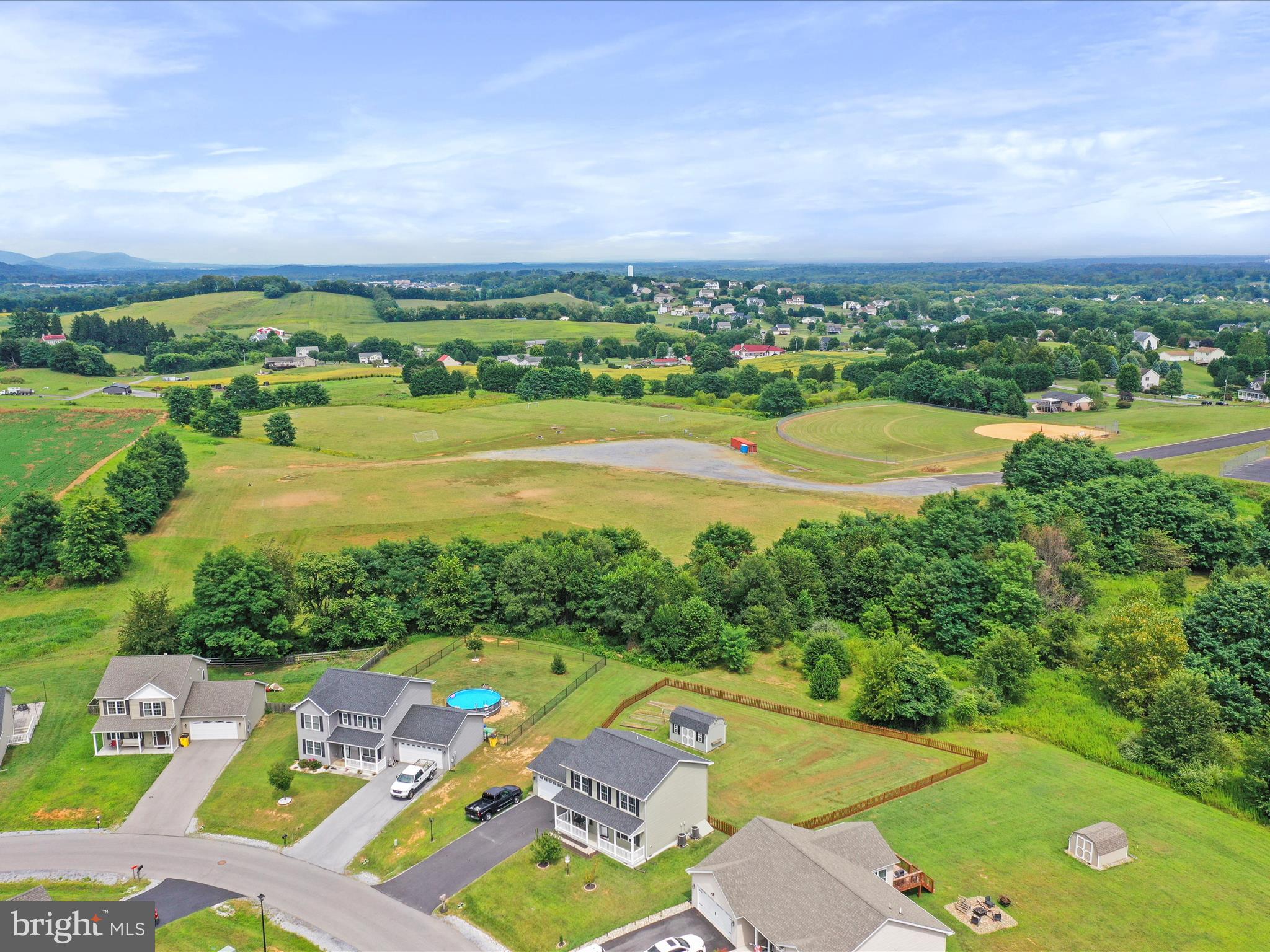 PEBBLE RIDGE - Residential