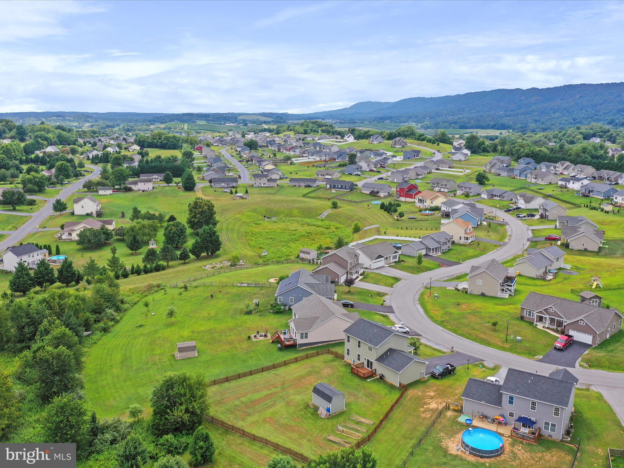 PEBBLE RIDGE - Residential