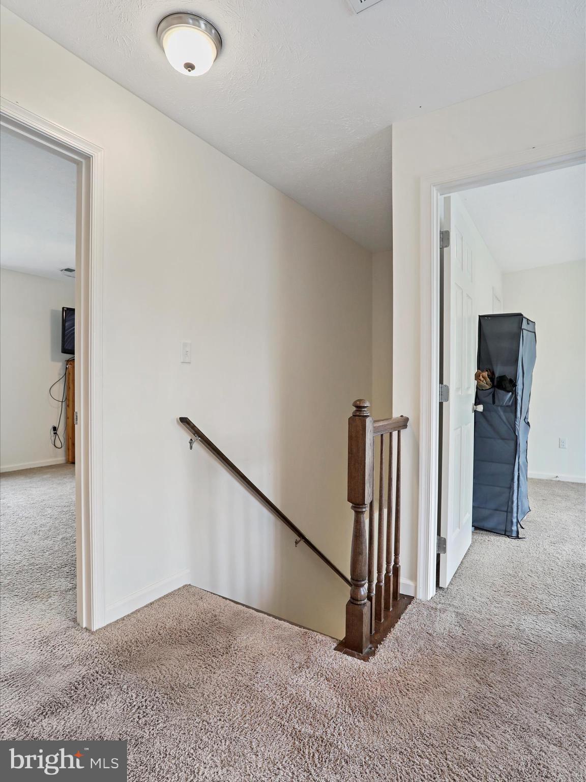 PEBBLE RIDGE - Residential