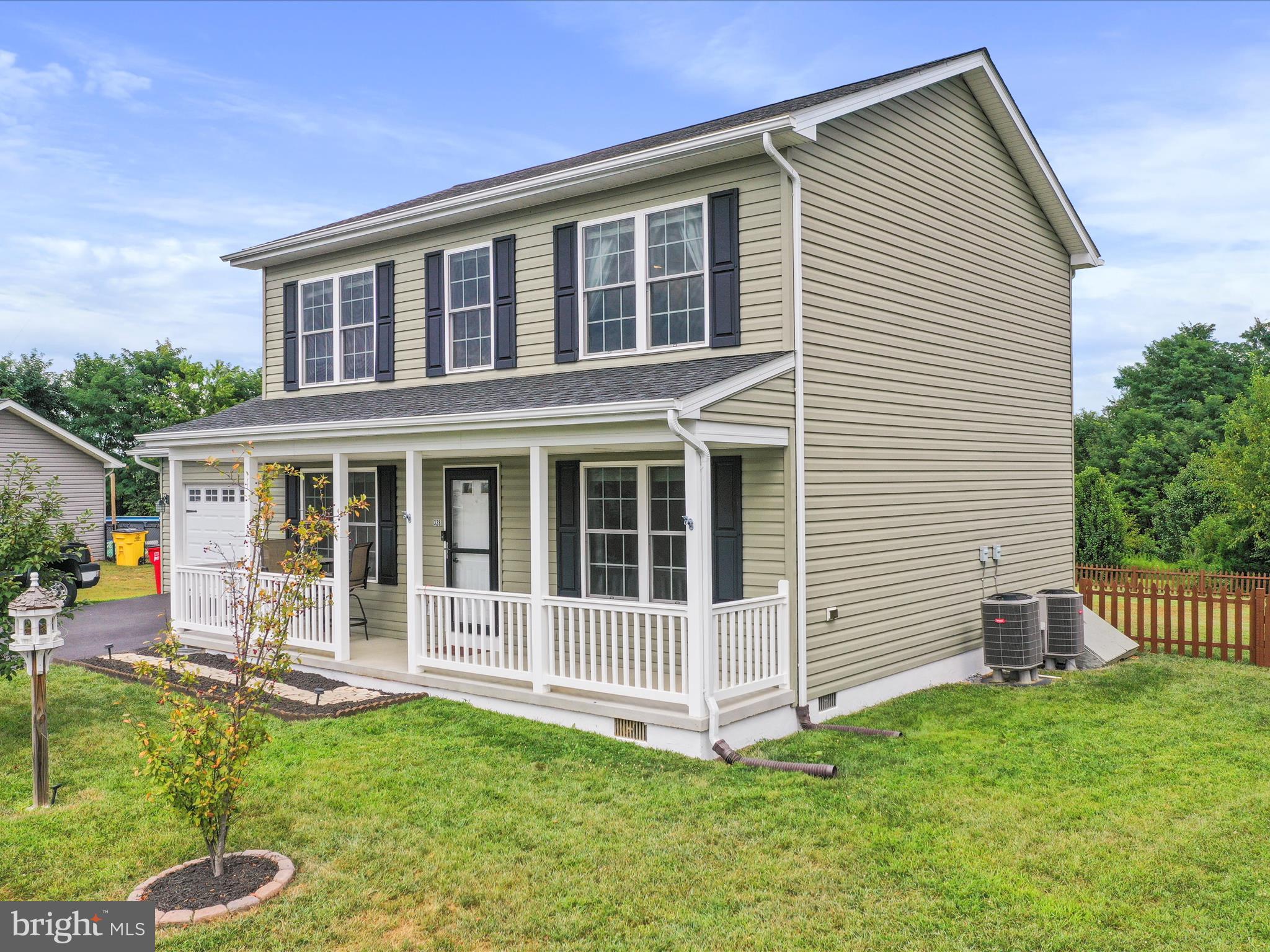 PEBBLE RIDGE - Residential