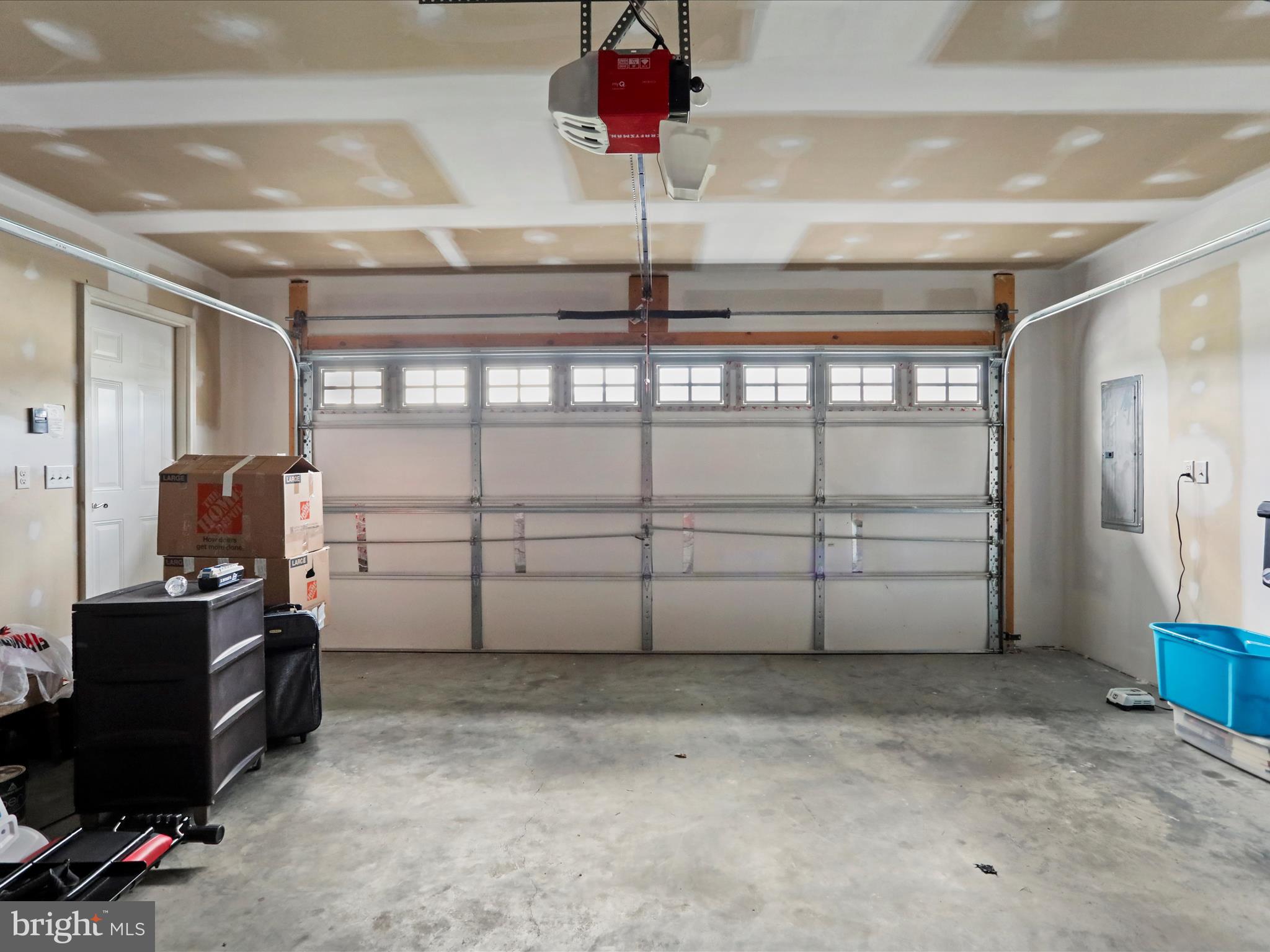 PEBBLE RIDGE - Residential