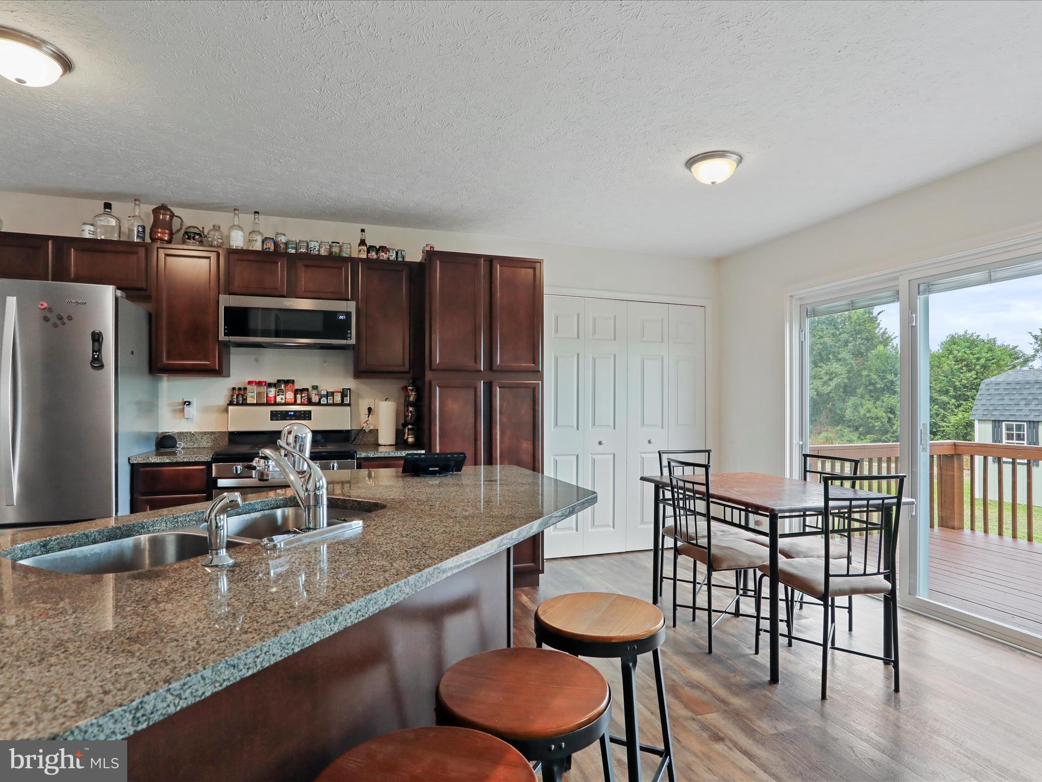 PEBBLE RIDGE - Residential