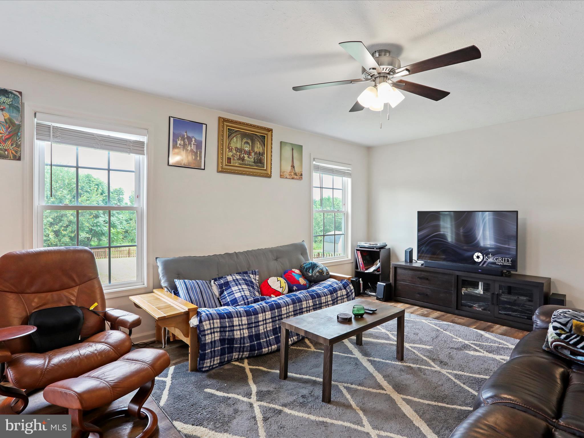 PEBBLE RIDGE - Residential