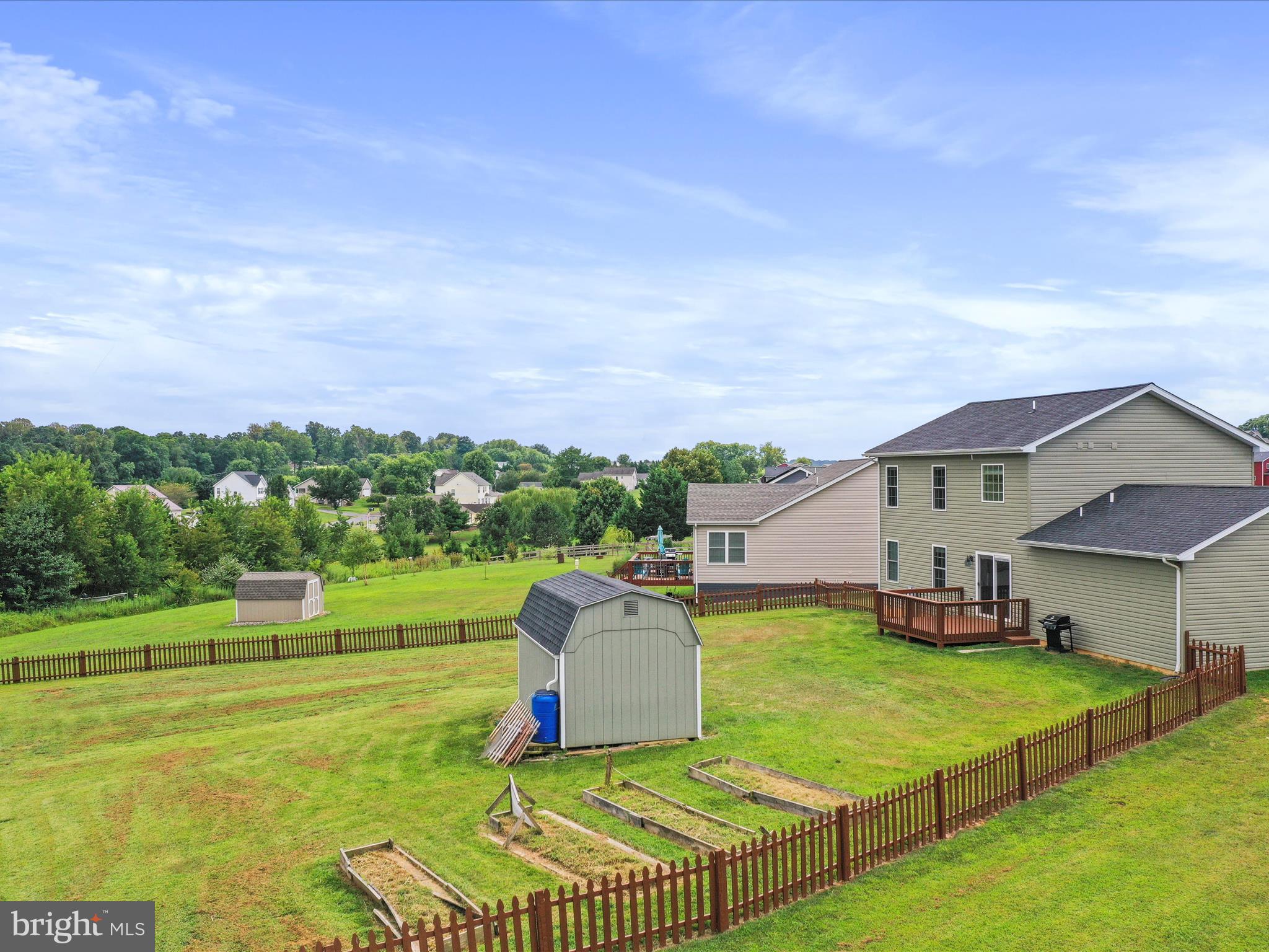 PEBBLE RIDGE - Residential
