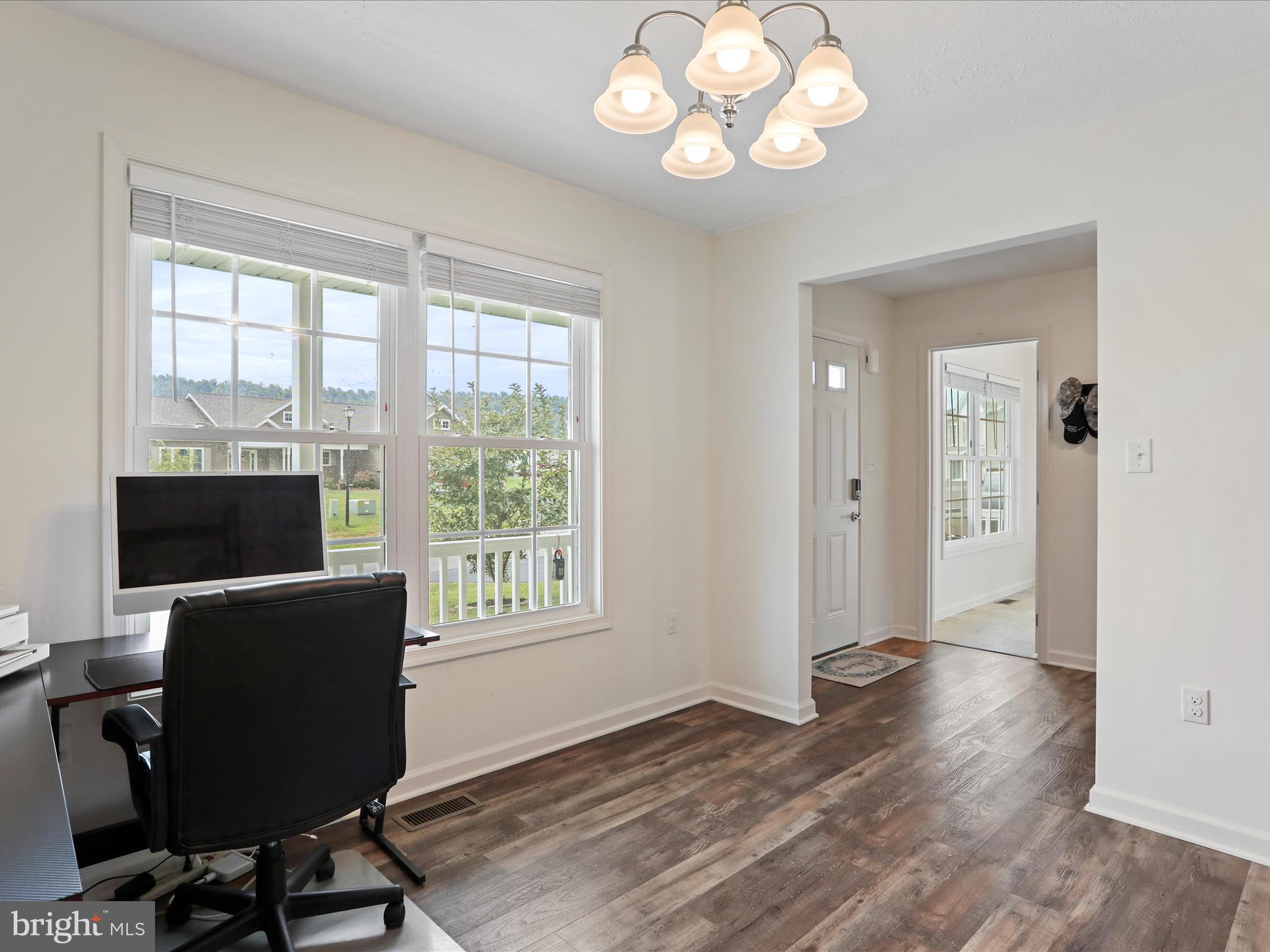 PEBBLE RIDGE - Residential