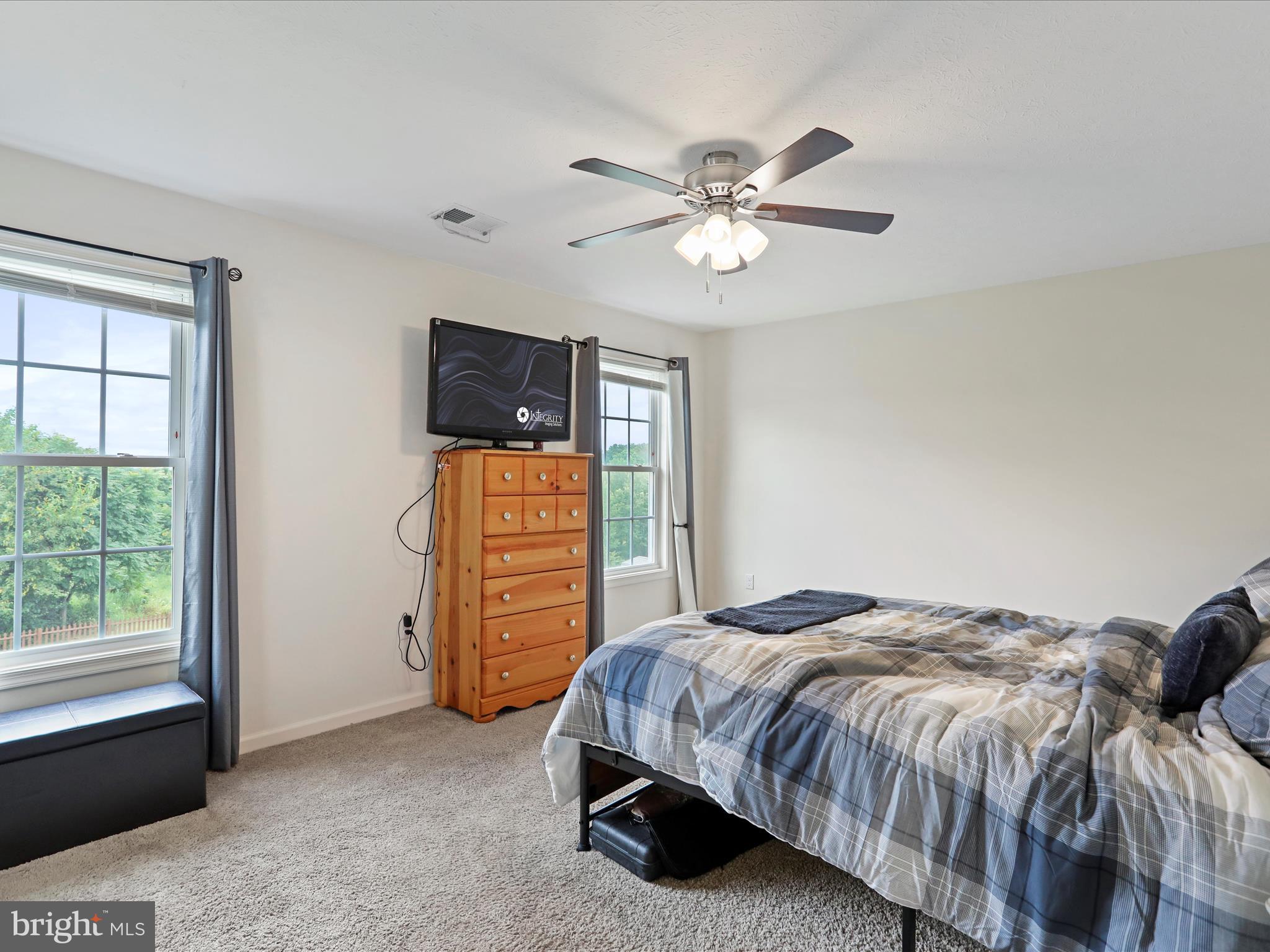 PEBBLE RIDGE - Residential