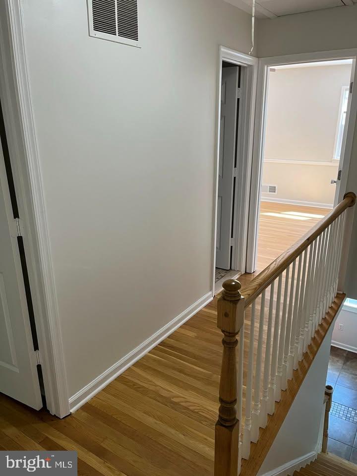 DALE CITY - Residential Lease