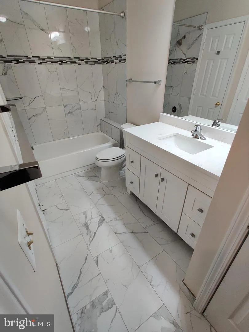 Additional image 38 of 13058 Autumn Woods Way Unit 203, Fairfax, VA 22033
