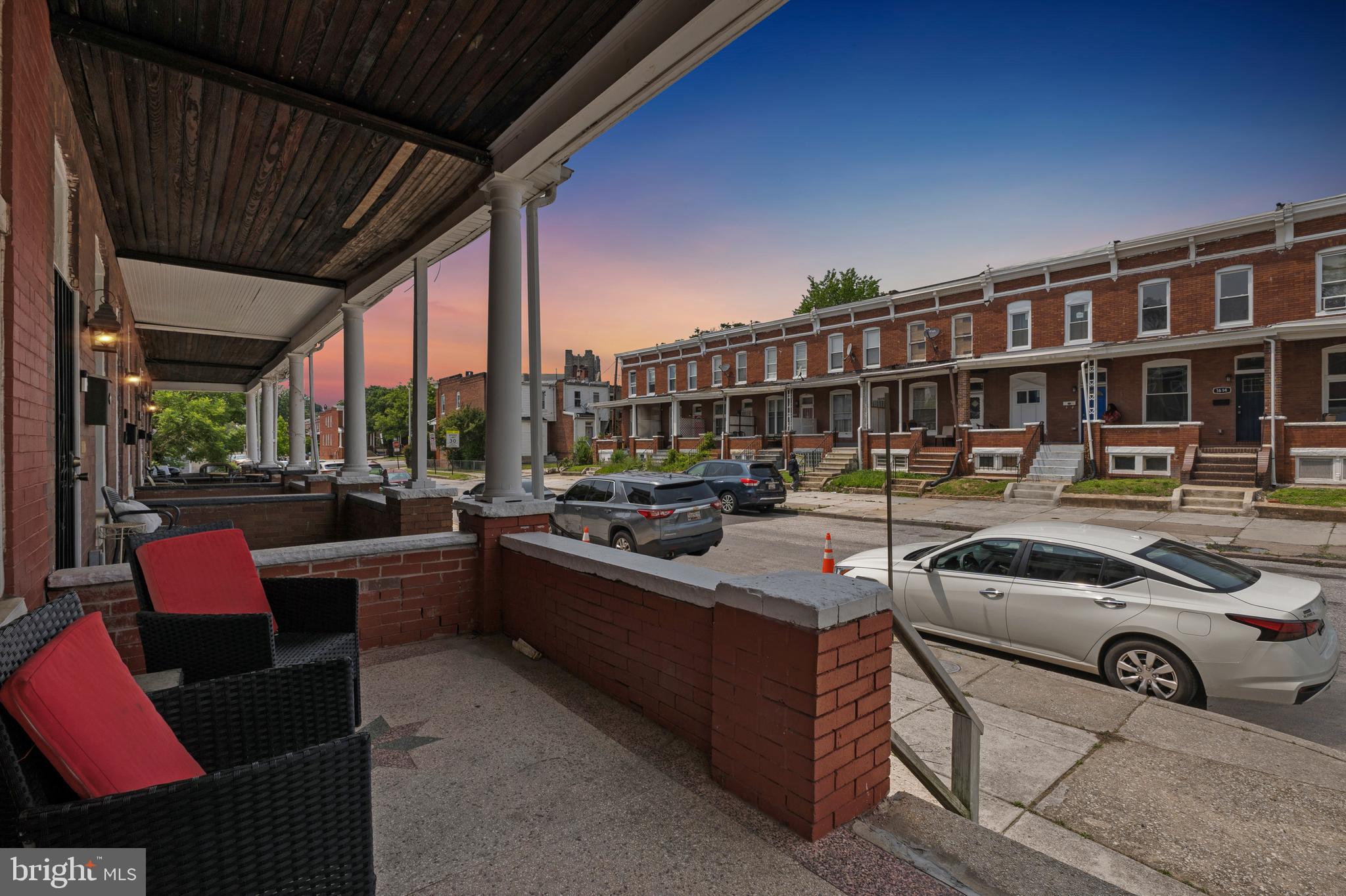 COLD SPRING NEWTOWN - Residential