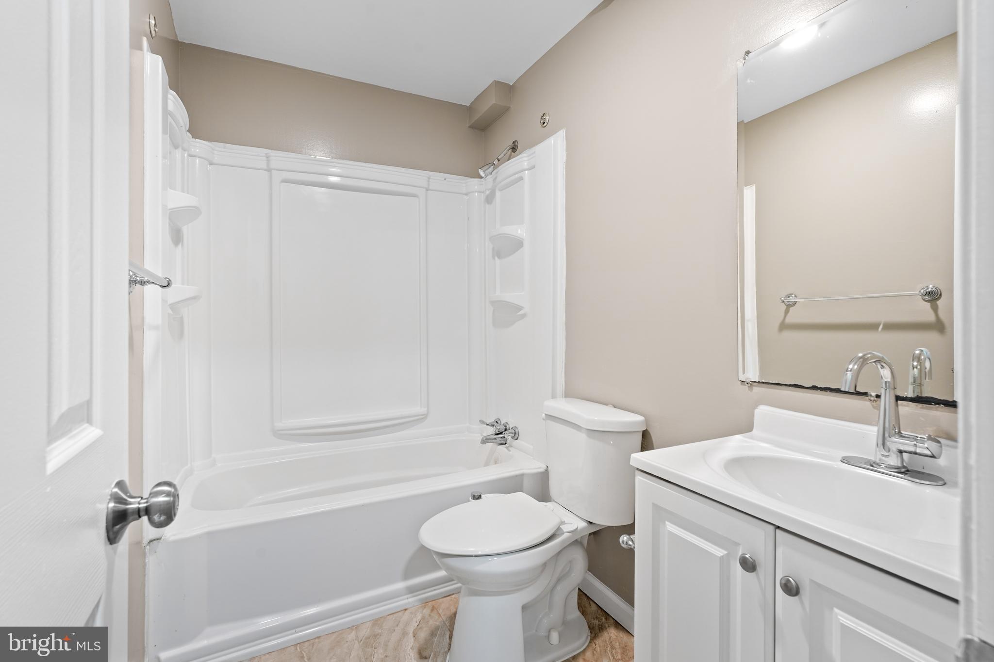 RIVER OAKS - Residential