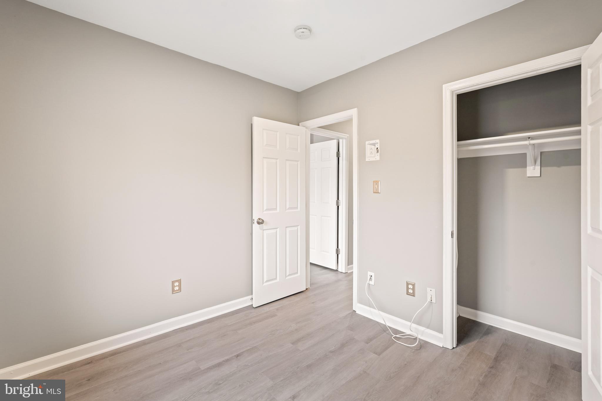 RIVER OAKS - Residential