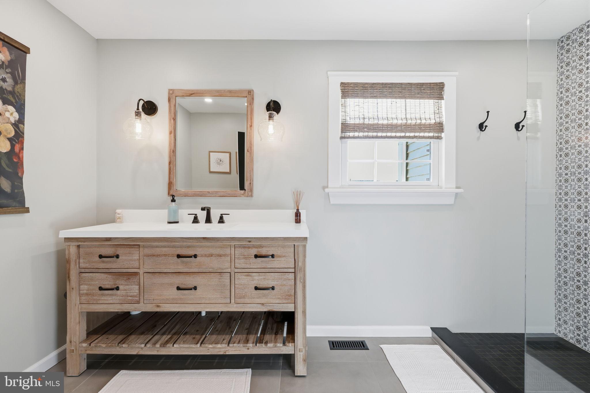 1707 FREDENDALL CIRCLE