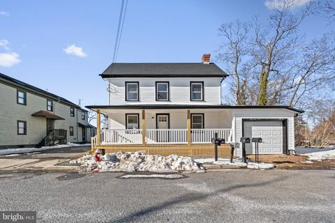 Homes For Sale - 29 Church Street<br/> Salem County, ELMER, NJ 08318