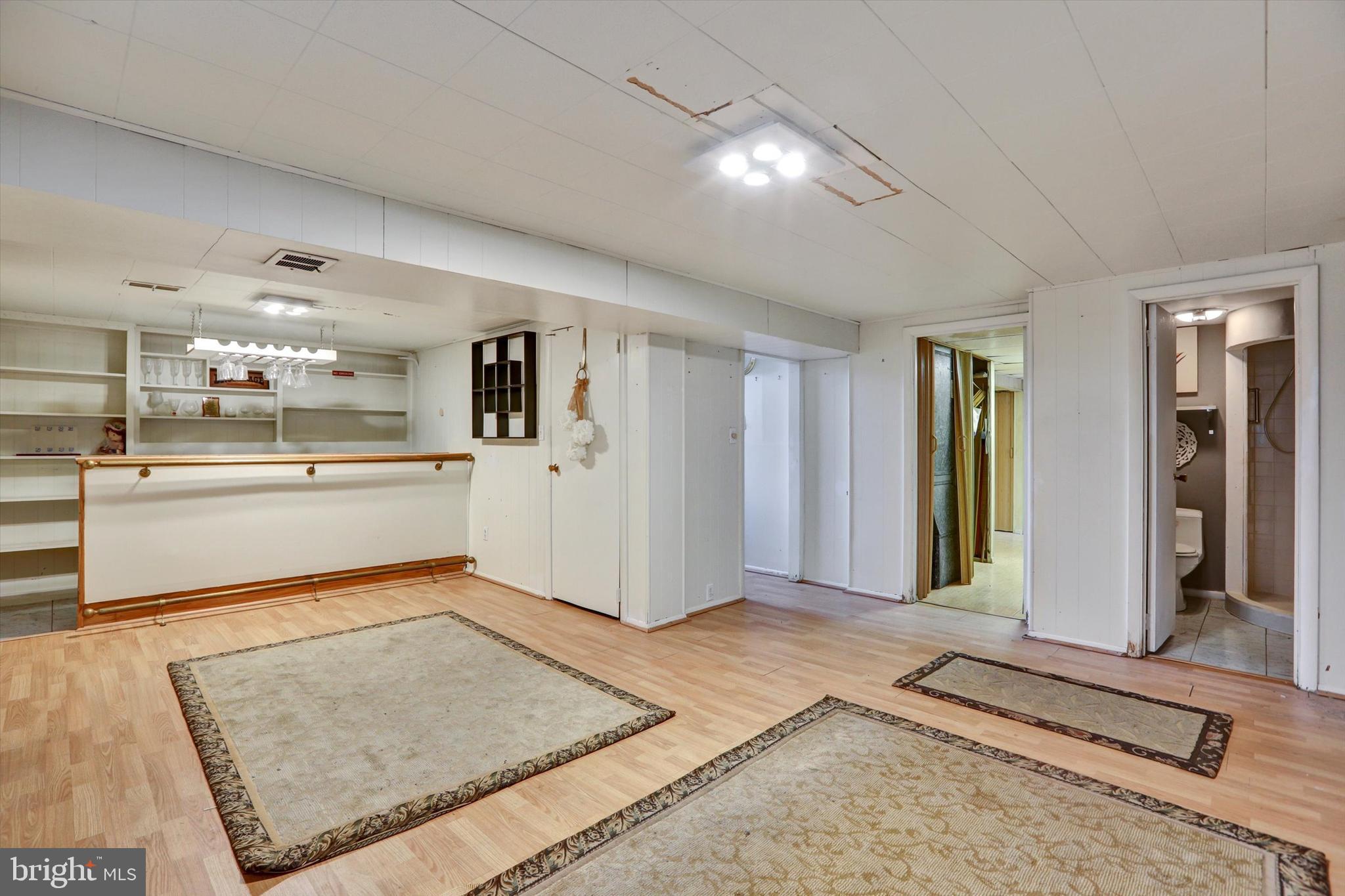 WINDSOR - Residential