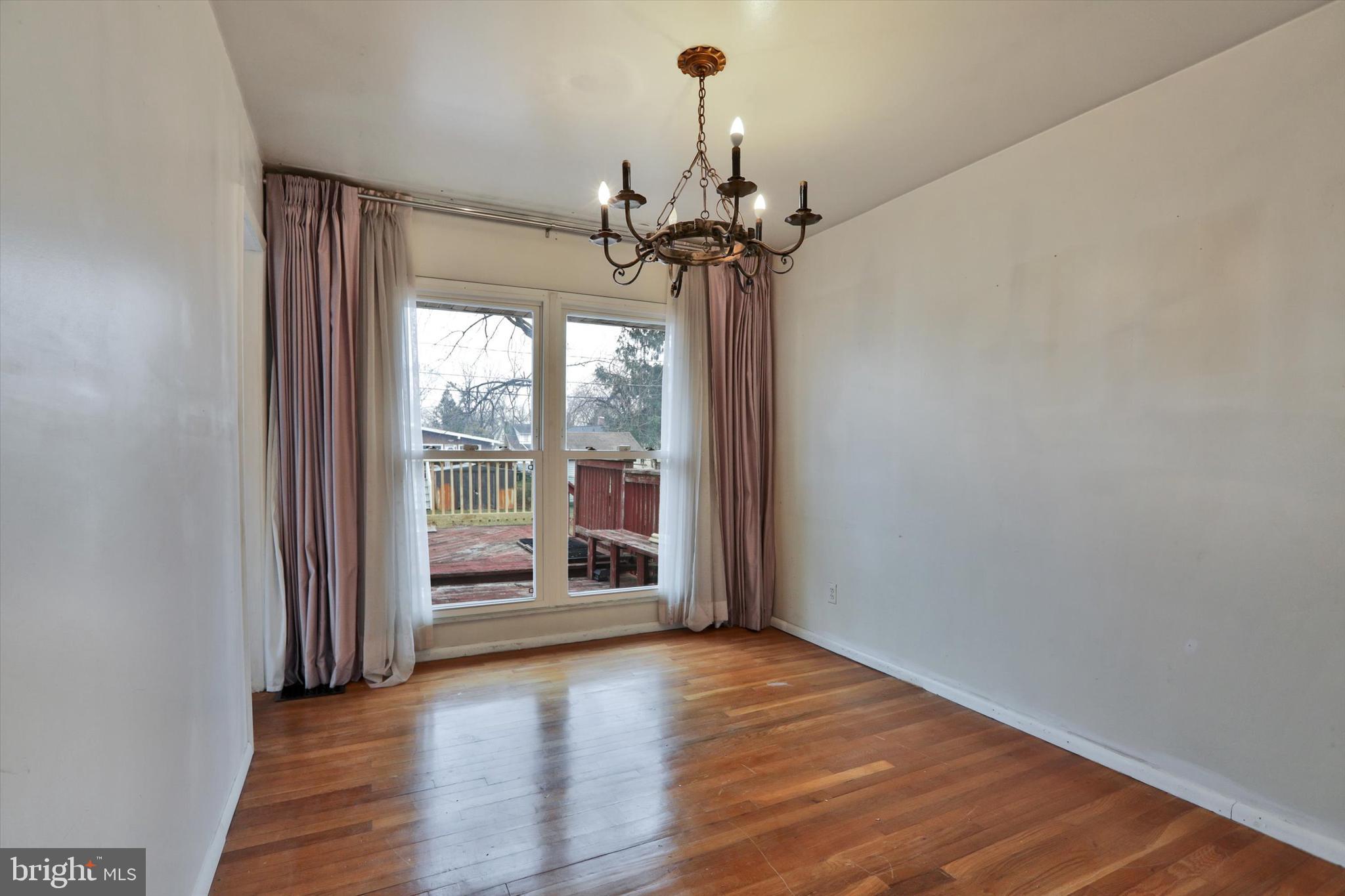 WINDSOR - Residential