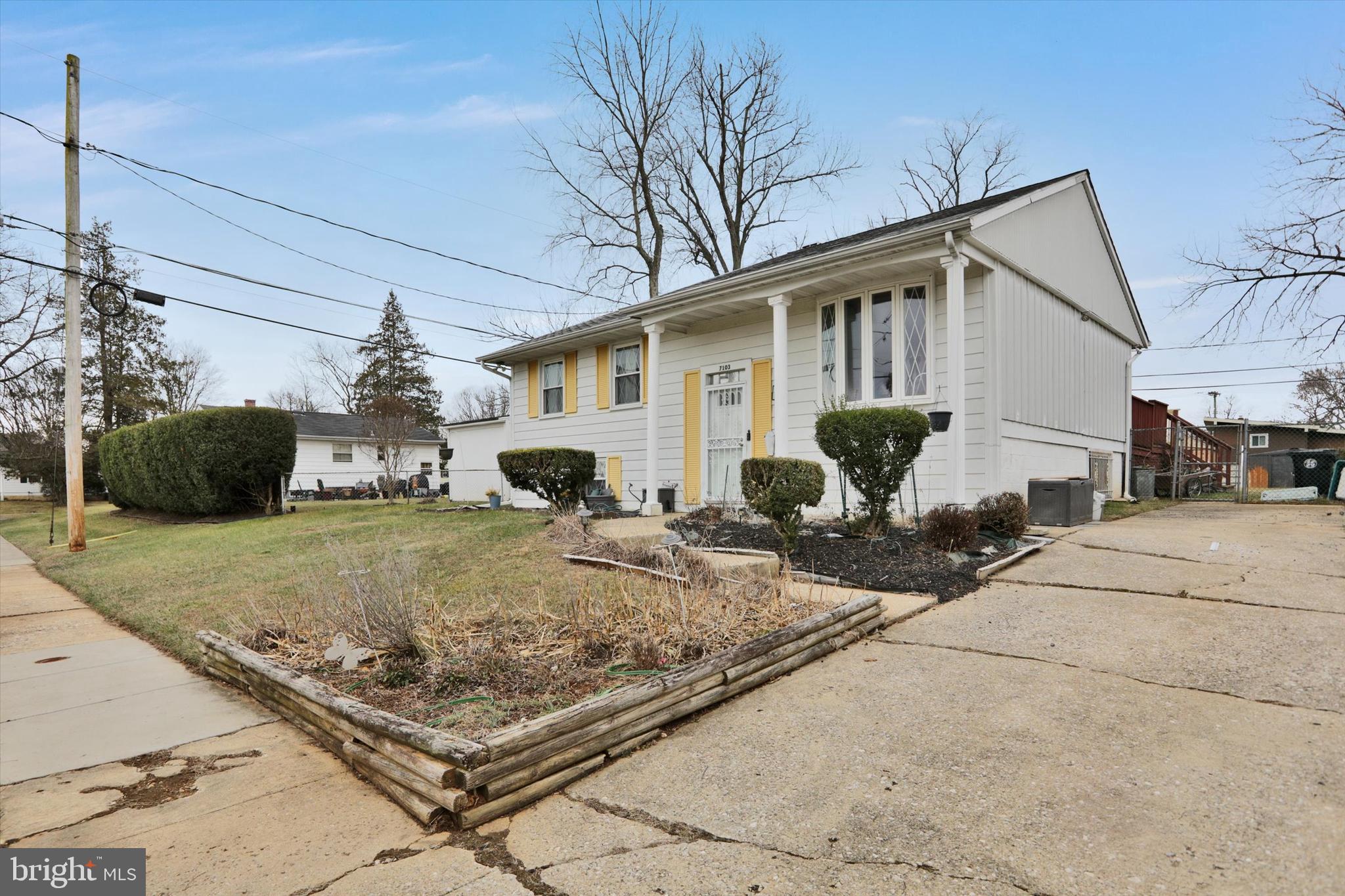 WINDSOR - Residential