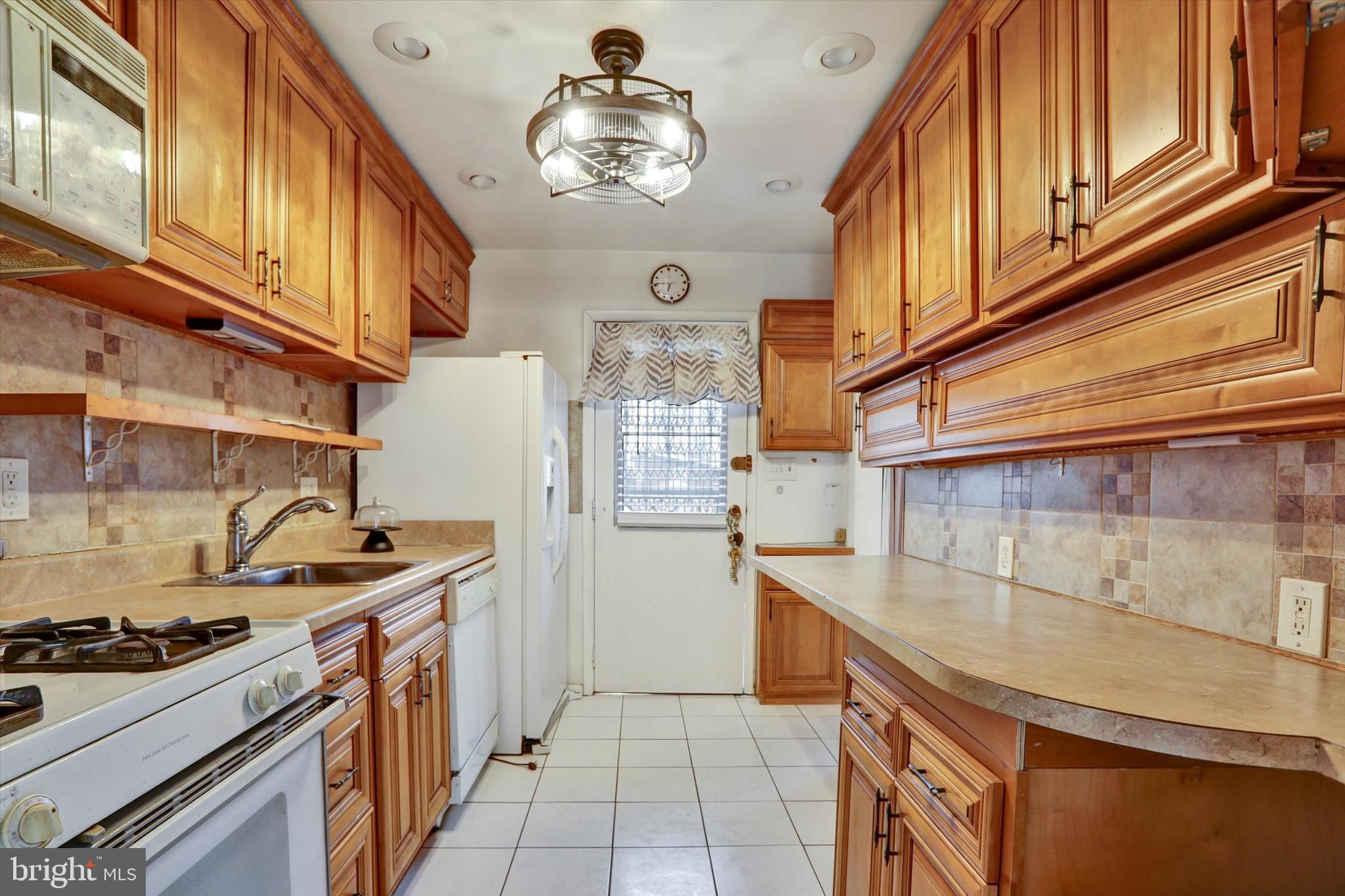 WINDSOR - Residential